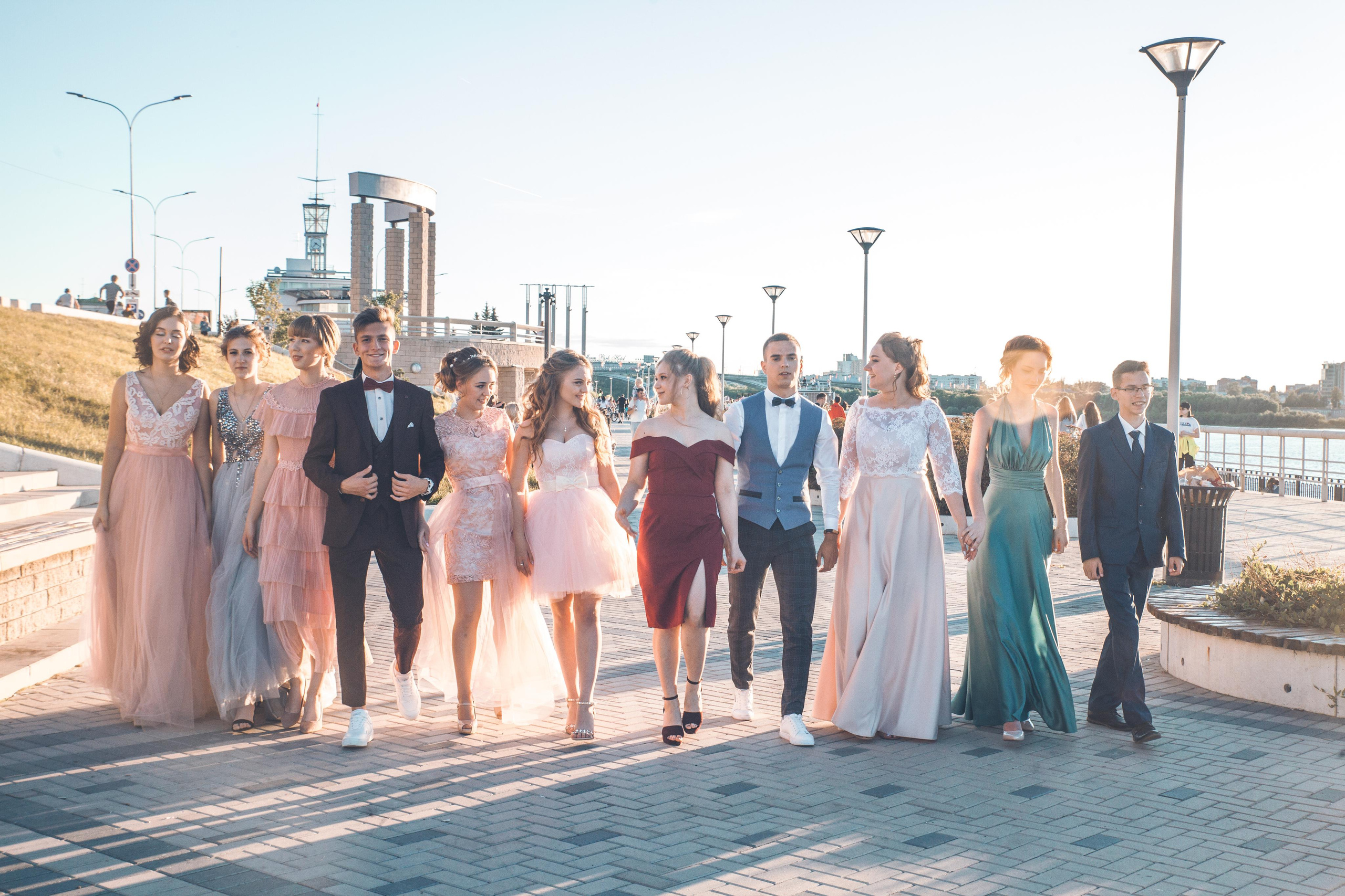 Школьный выпускной. Фотограф на крещение и венчание в Нижнем Новгороде.Свадебный Фотограф