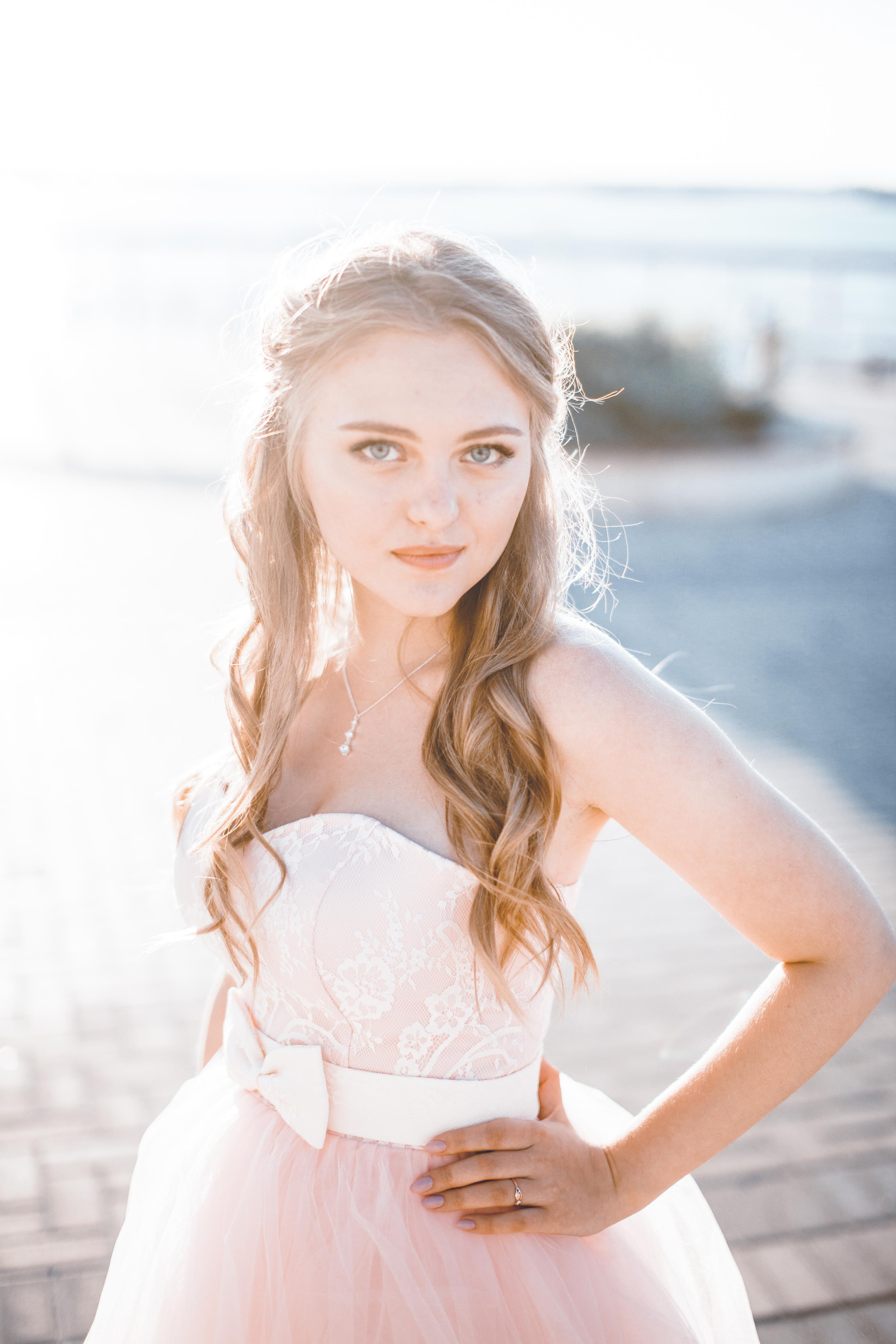 Школьный выпускной. Фотограф на крещение и венчание в Нижнем Новгороде.Свадебный Фотограф