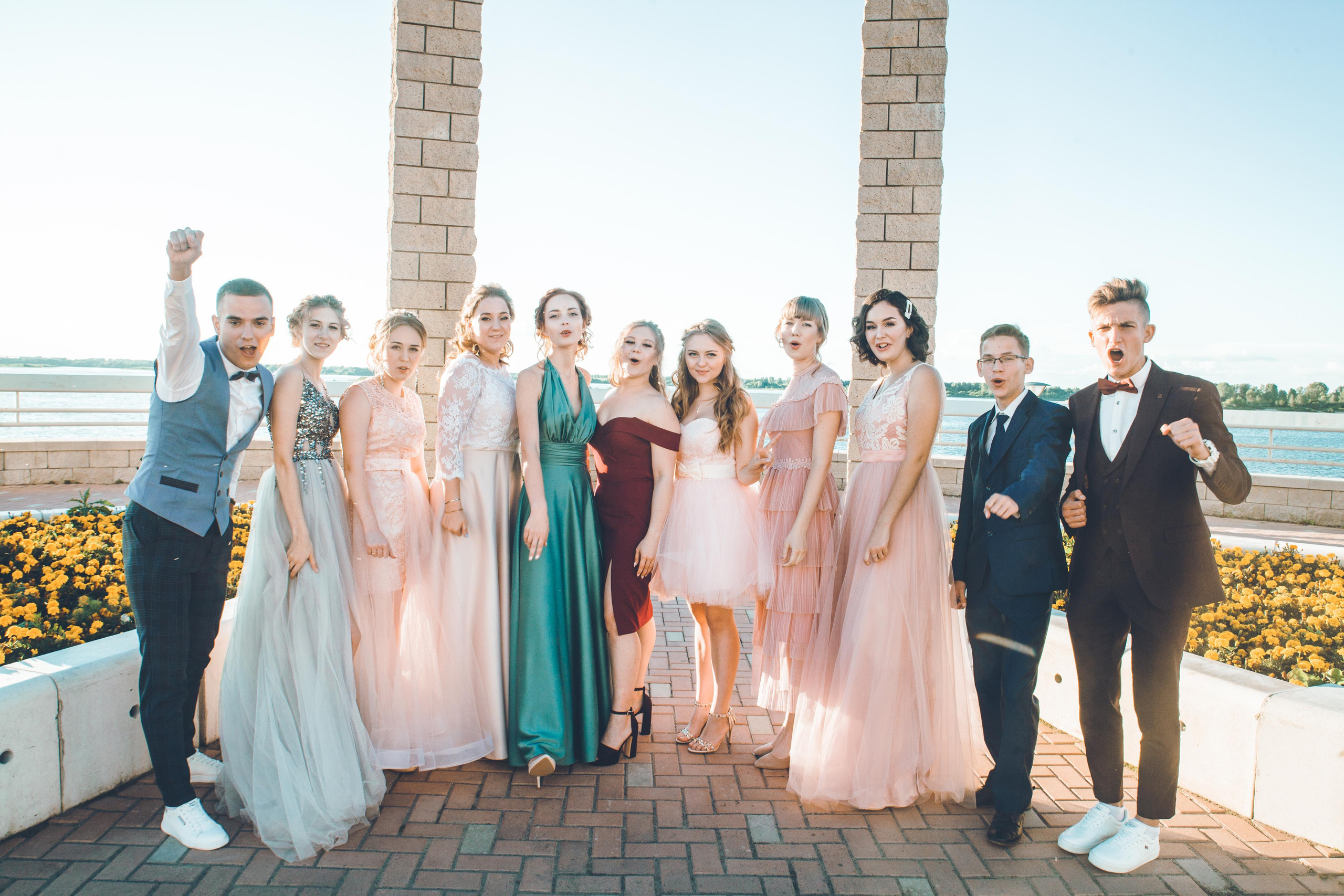 Школьный выпускной. Фотограф на крещение и венчание в Нижнем Новгороде.Свадебный Фотограф