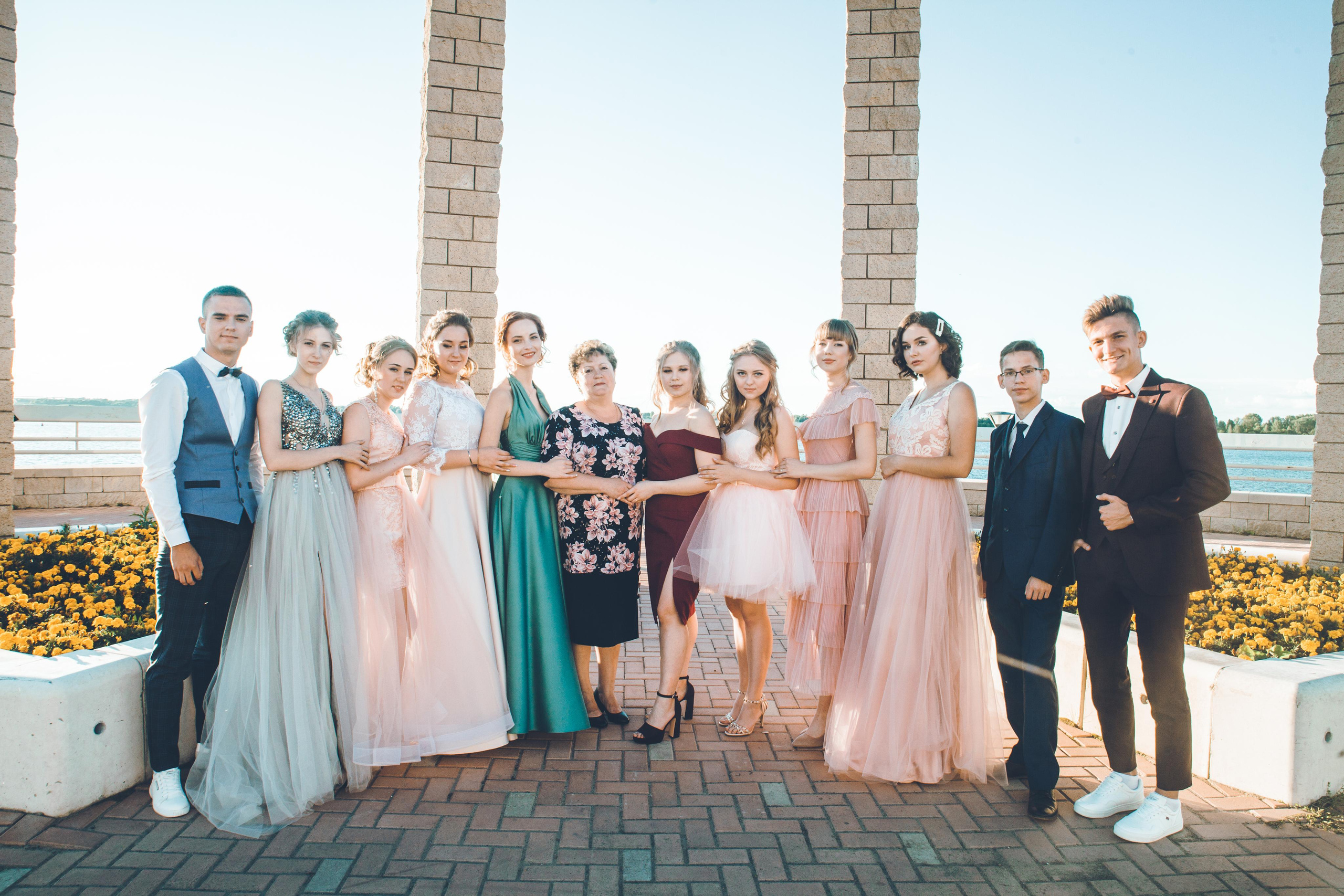 Школьный выпускной. Фотограф на крещение и венчание в Нижнем Новгороде.Свадебный Фотограф