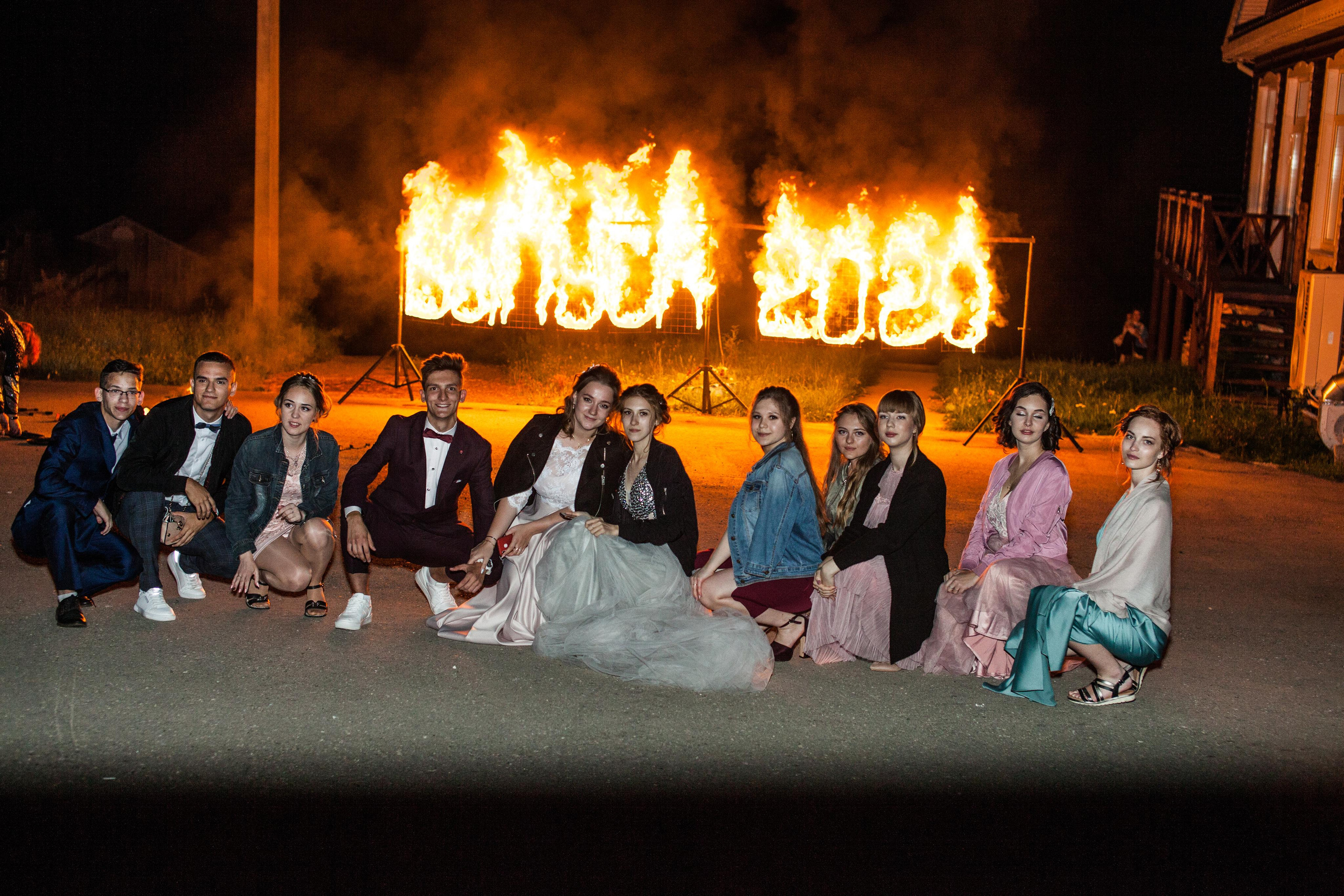 Школьный выпускной. Фотограф на крещение и венчание в Нижнем Новгороде.Свадебный Фотограф