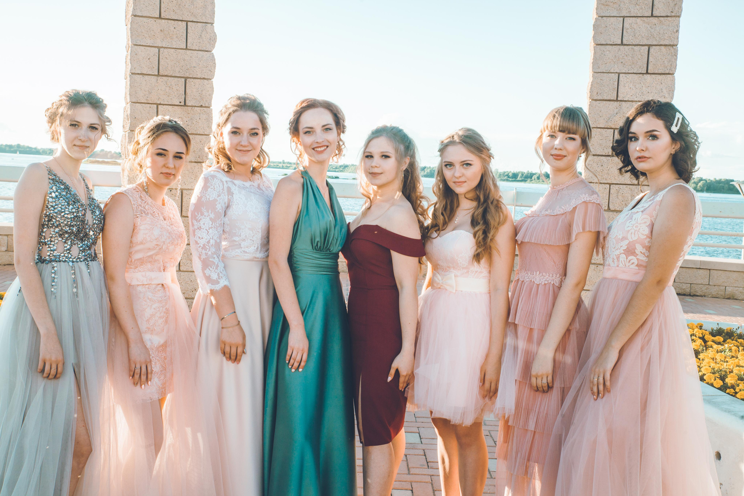 Школьный выпускной. Фотограф на крещение и венчание в Нижнем Новгороде.Свадебный Фотограф