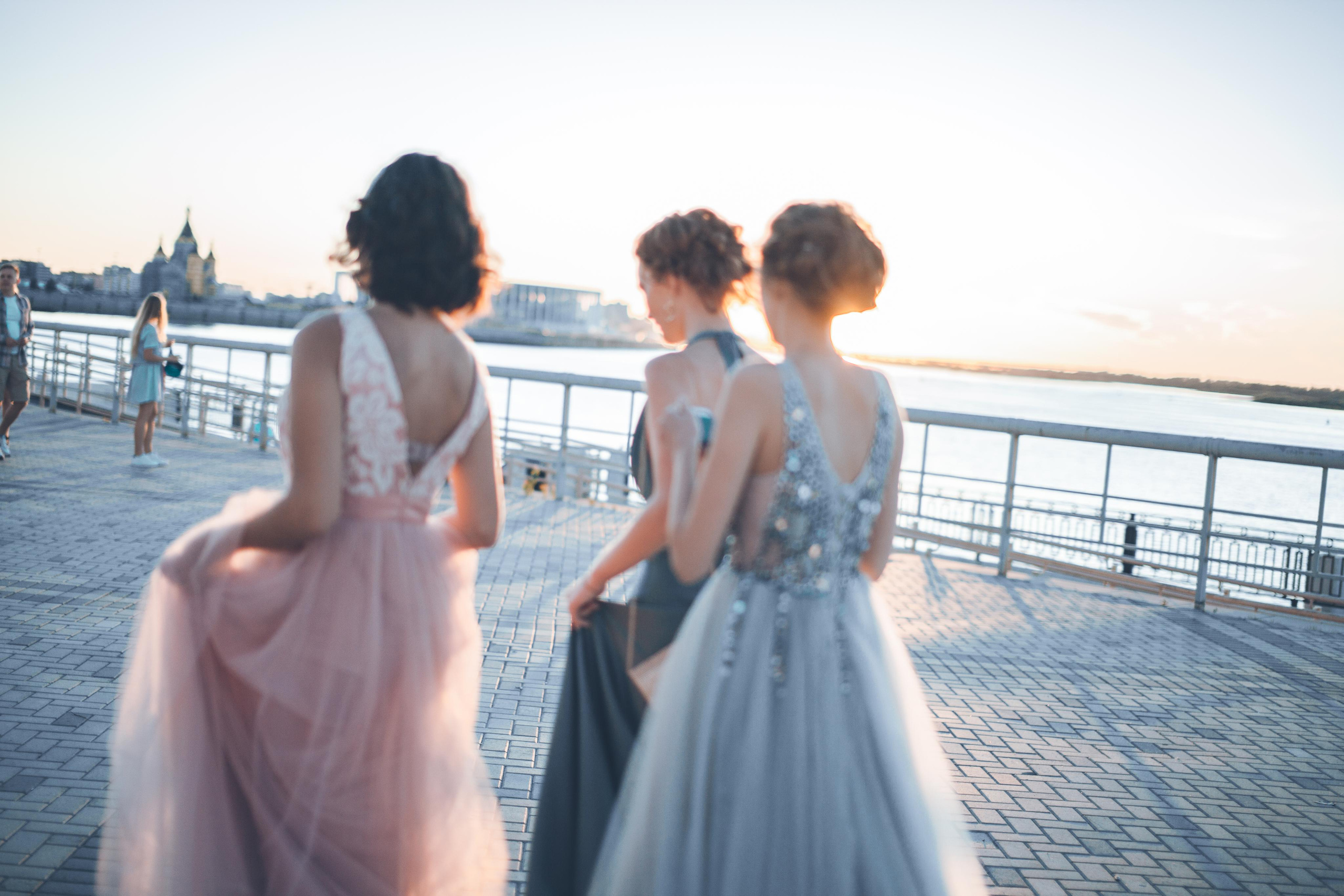 Школьный выпускной. Фотограф на крещение и венчание в Нижнем Новгороде.Свадебный Фотограф