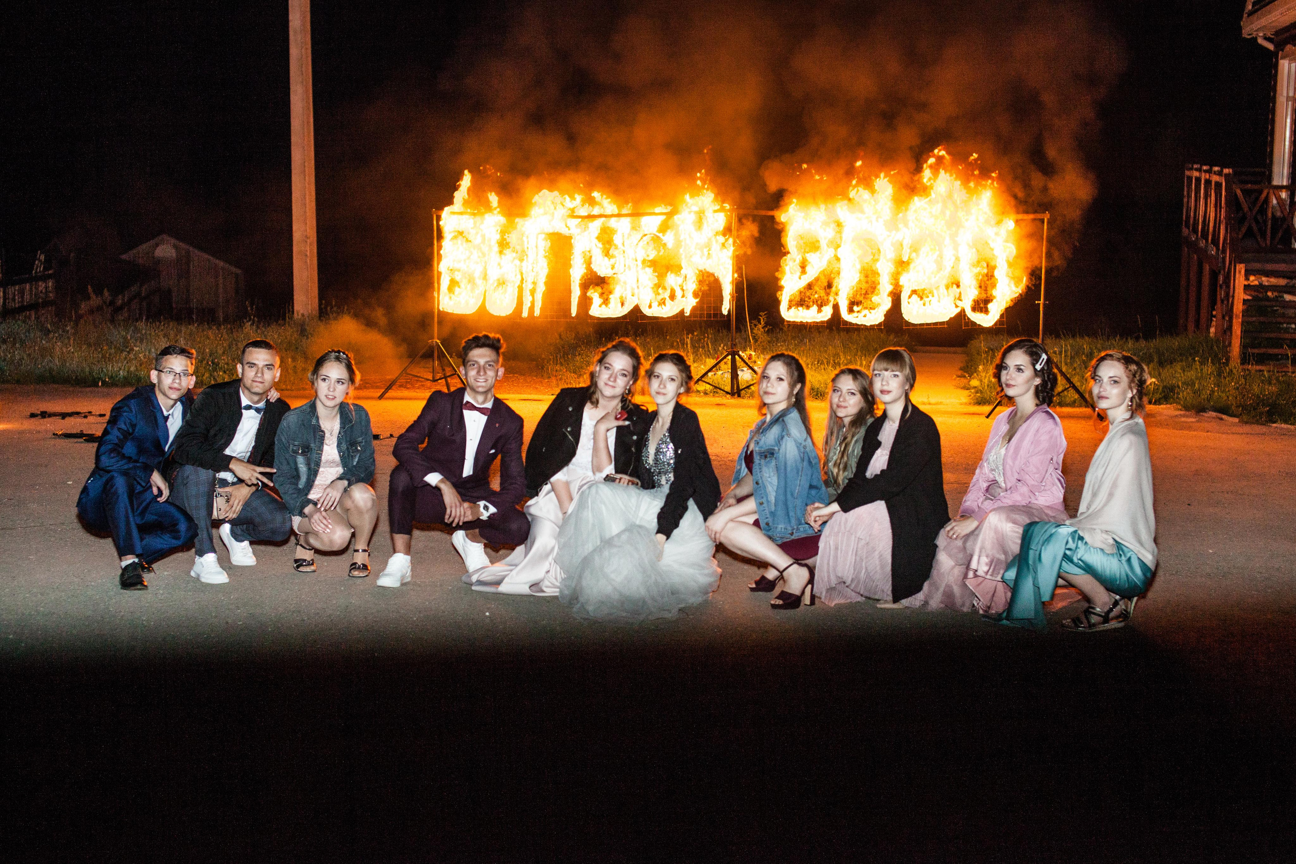 Школьный выпускной. Фотограф на крещение и венчание в Нижнем Новгороде.Свадебный Фотограф