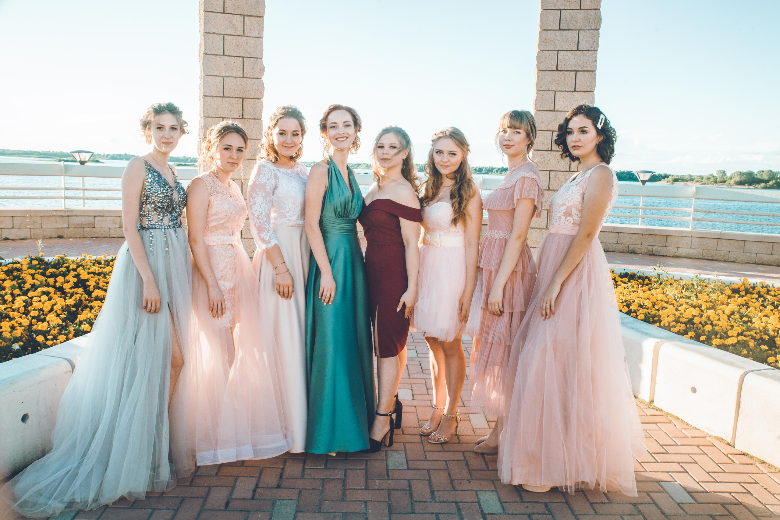 Школьный выпускной. Фотограф на крещение и венчание в Нижнем Новгороде.Свадебный Фотограф