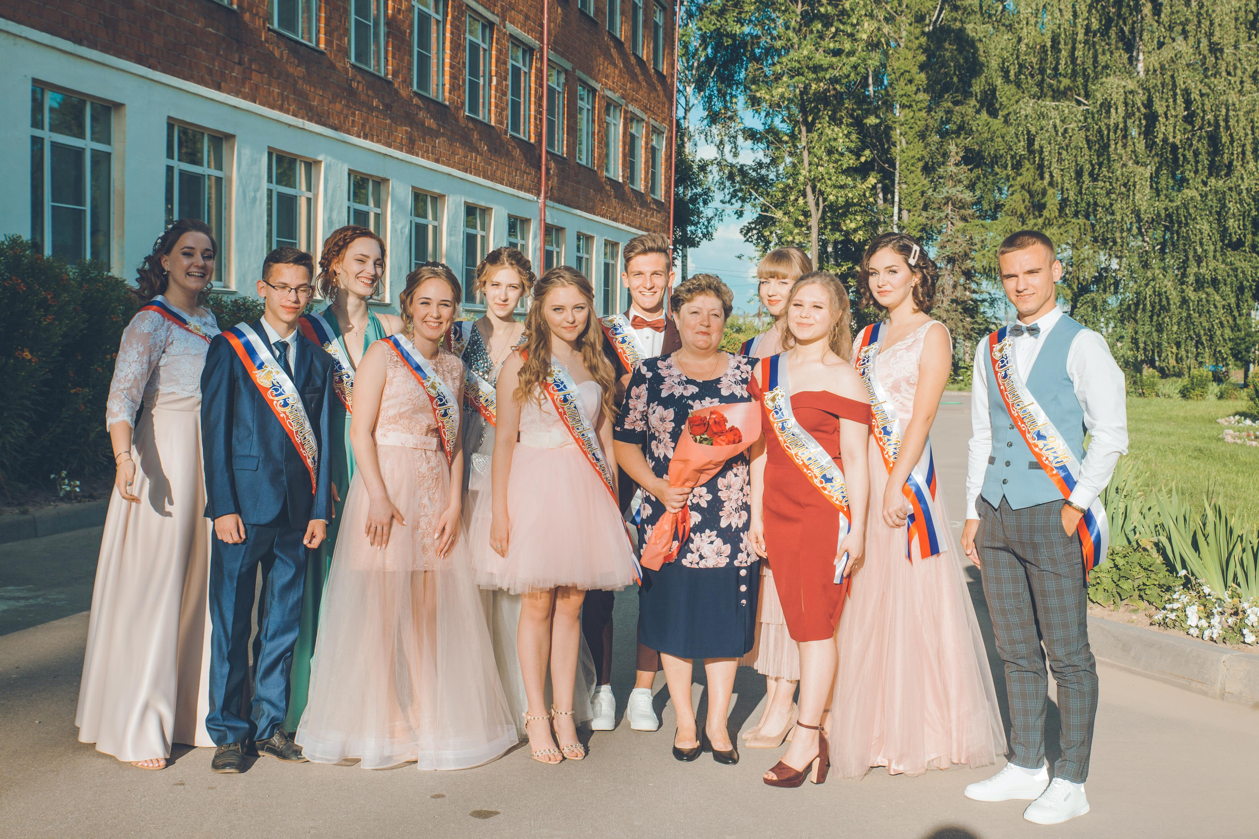 Школьный выпускной. Фотограф на крещение и венчание в Нижнем Новгороде.Свадебный Фотограф