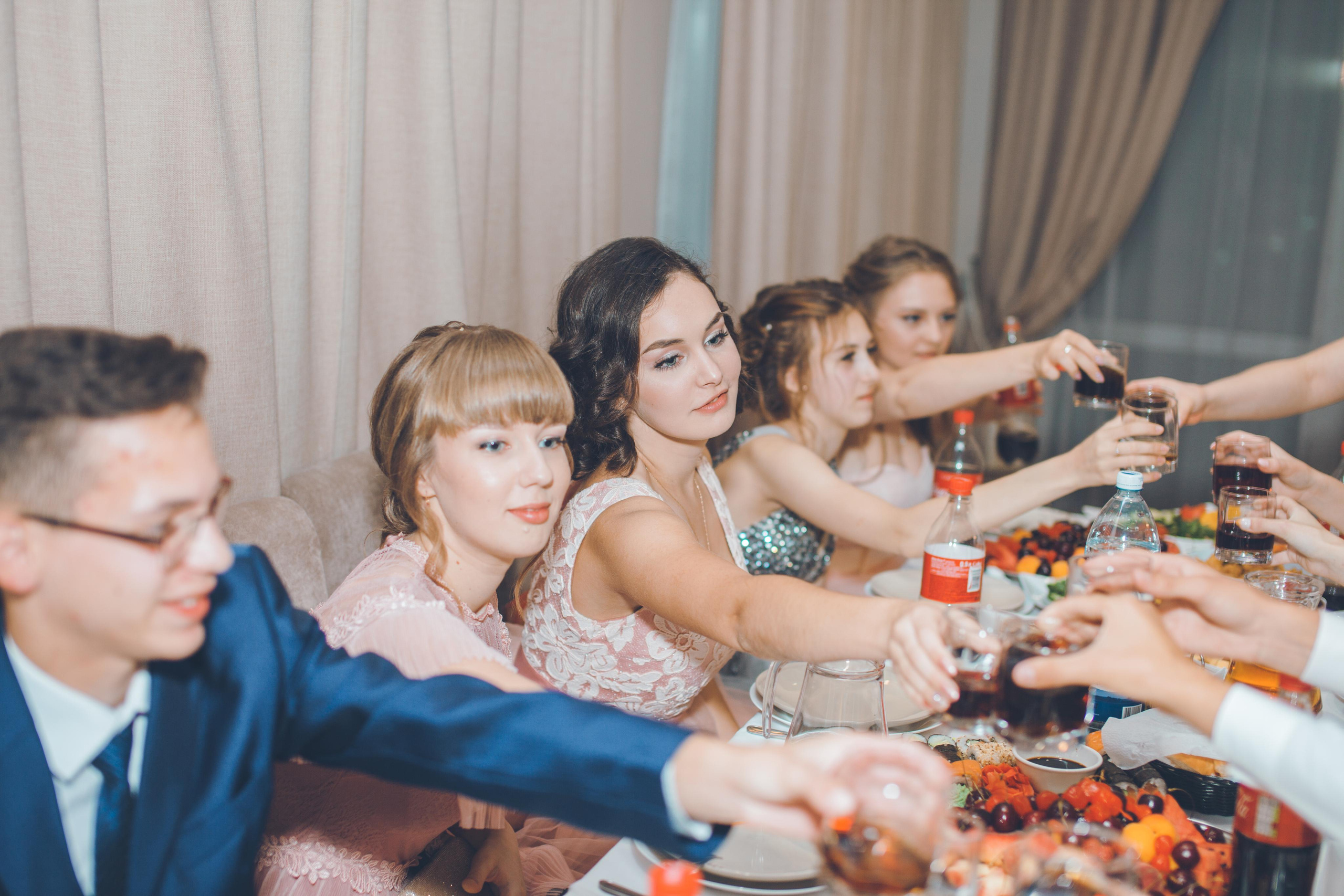 Школьный выпускной. Фотограф на крещение и венчание в Нижнем Новгороде.Свадебный Фотограф