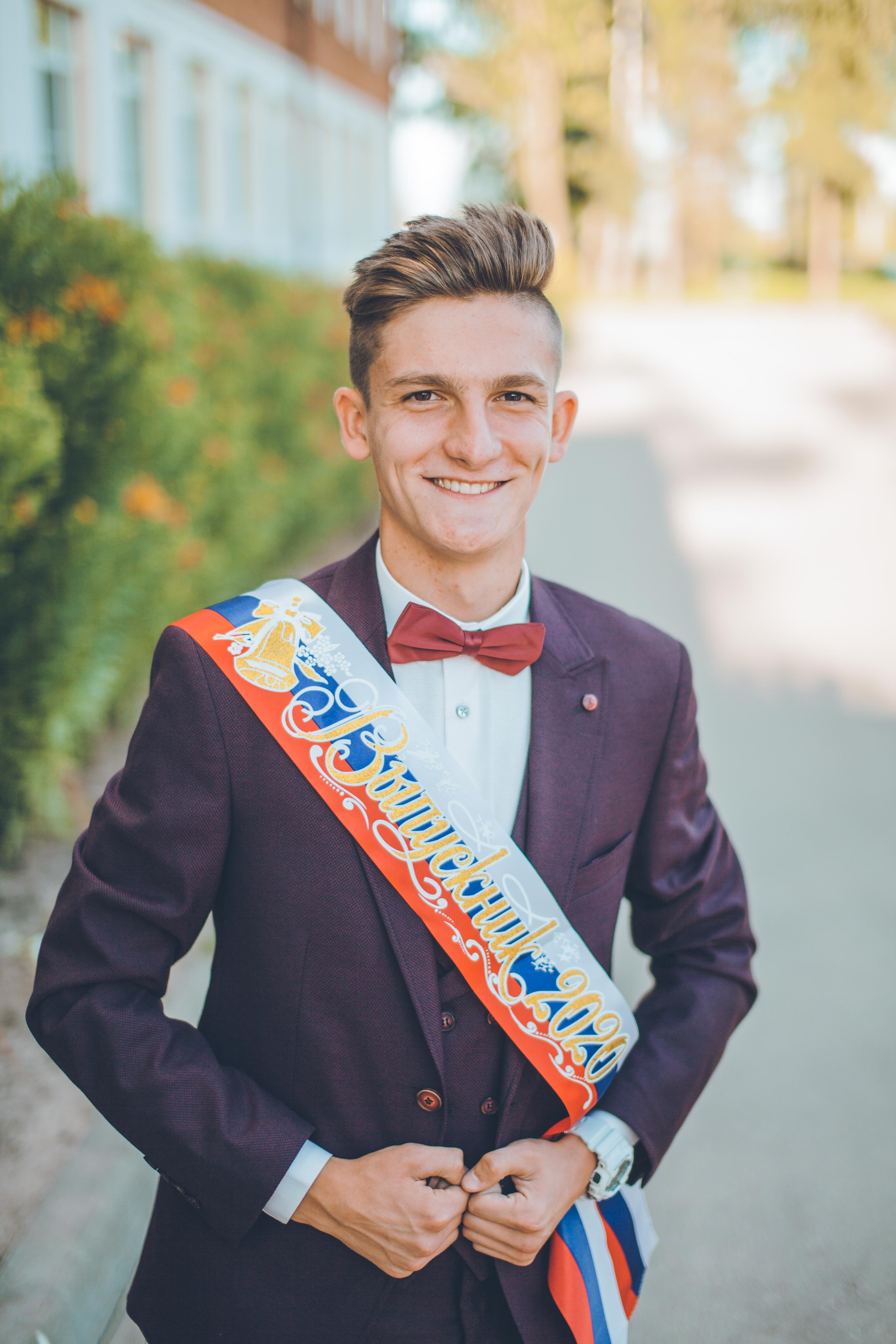 Школьный выпускной. Фотограф на крещение и венчание в Нижнем Новгороде.Свадебный Фотограф