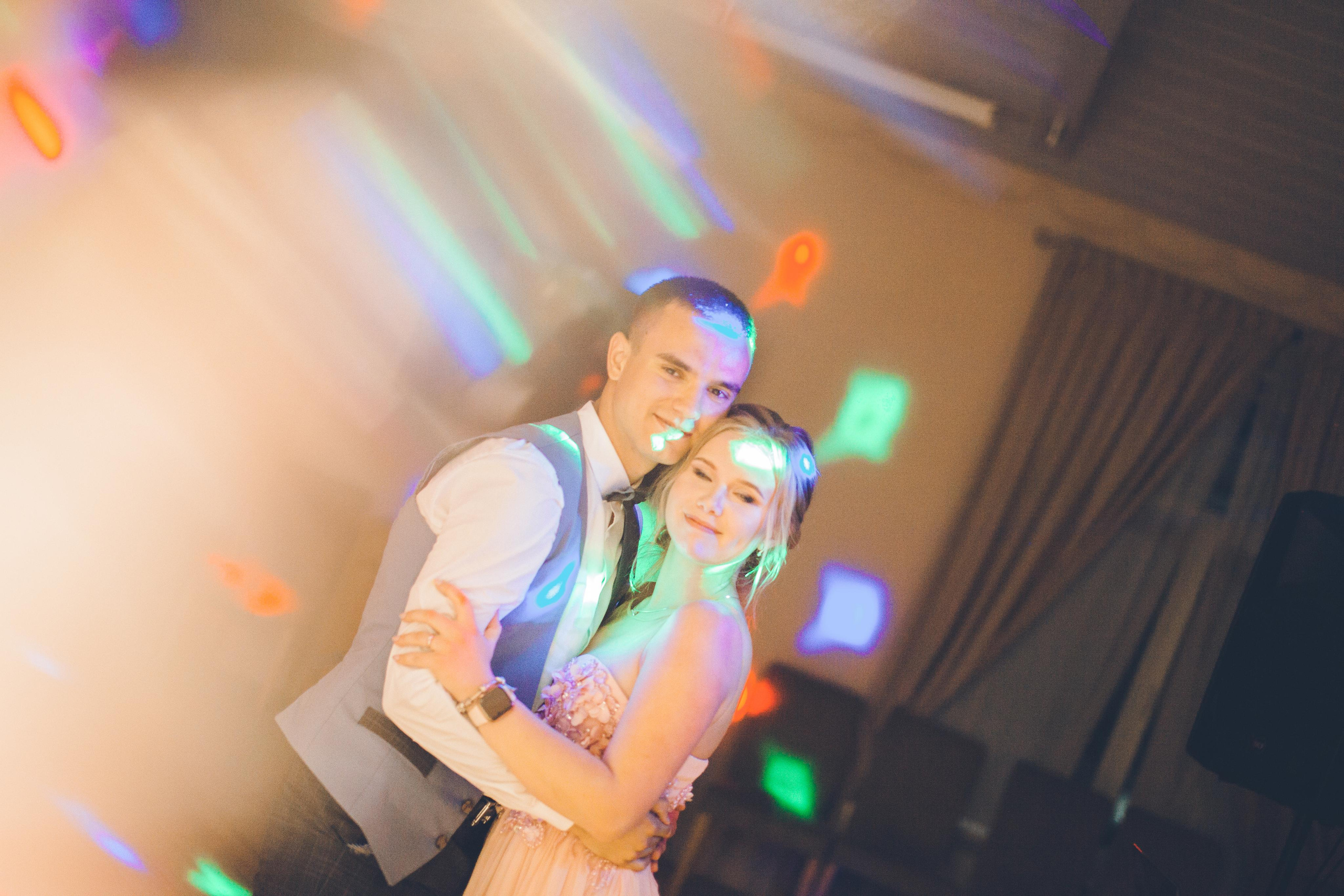 Школьный выпускной. Фотограф на крещение и венчание в Нижнем Новгороде.Свадебный Фотограф