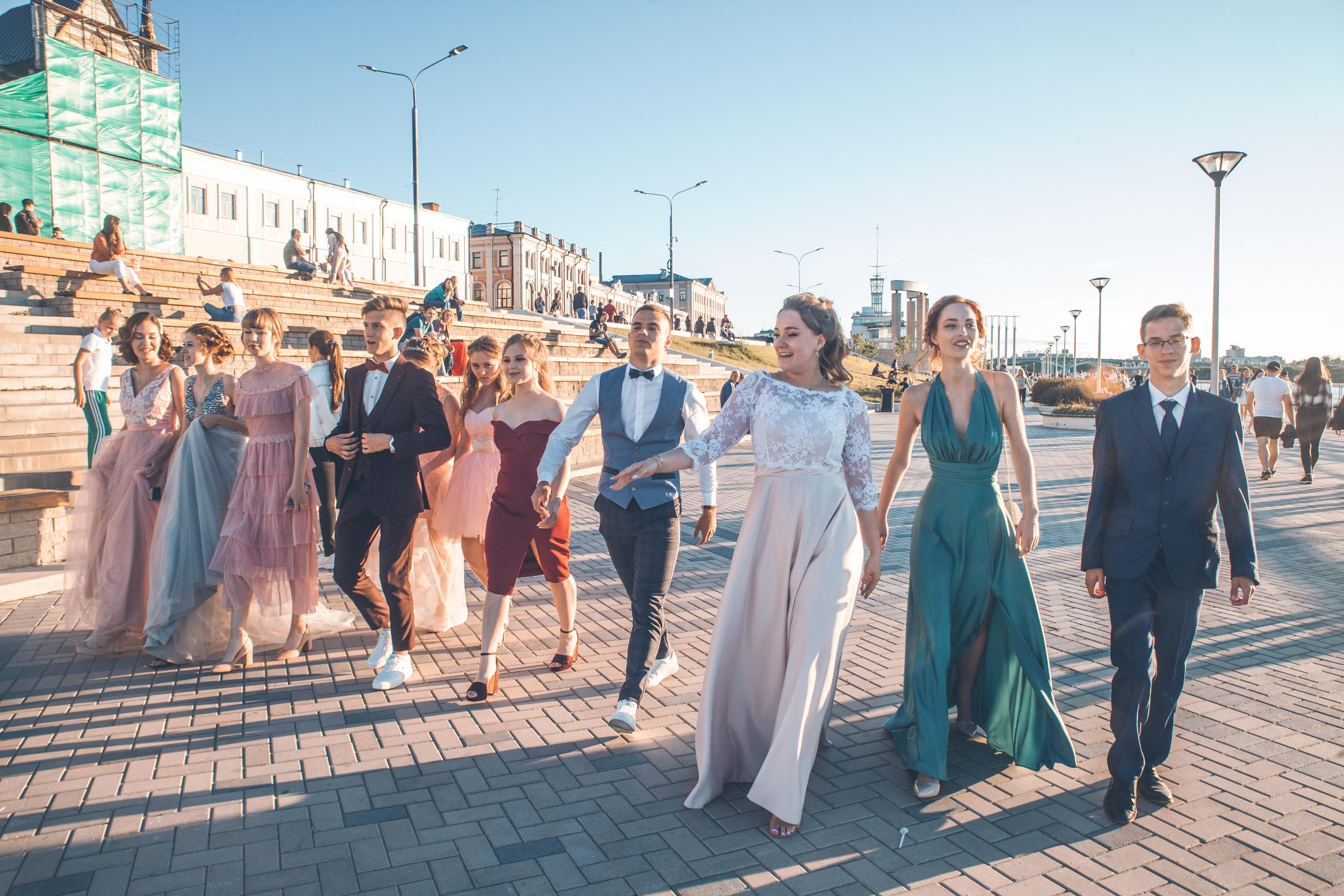 Школьный выпускной. Фотограф на крещение и венчание в Нижнем Новгороде.Свадебный Фотограф