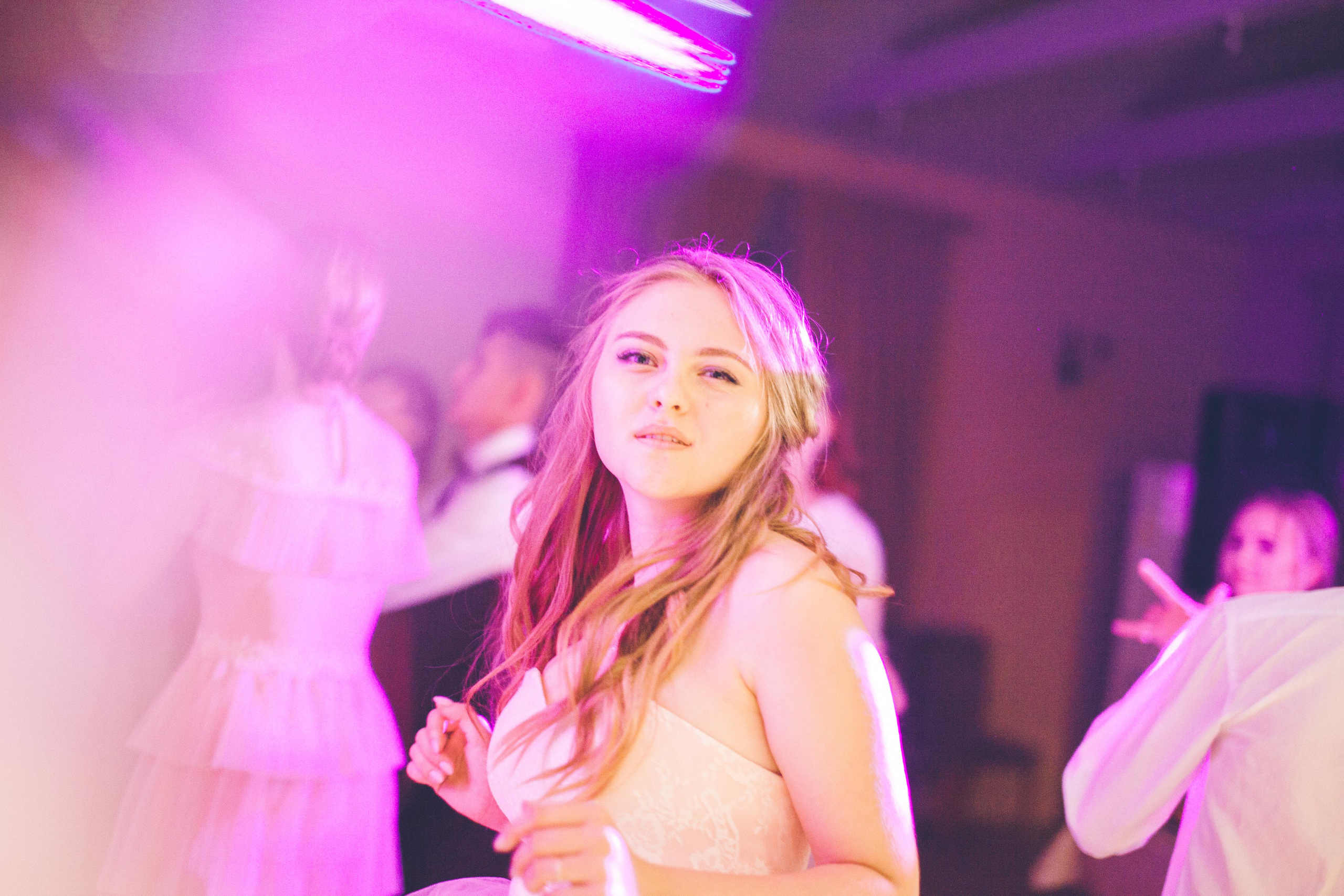 Школьный выпускной. Фотограф на крещение и венчание в Нижнем Новгороде.Свадебный Фотограф