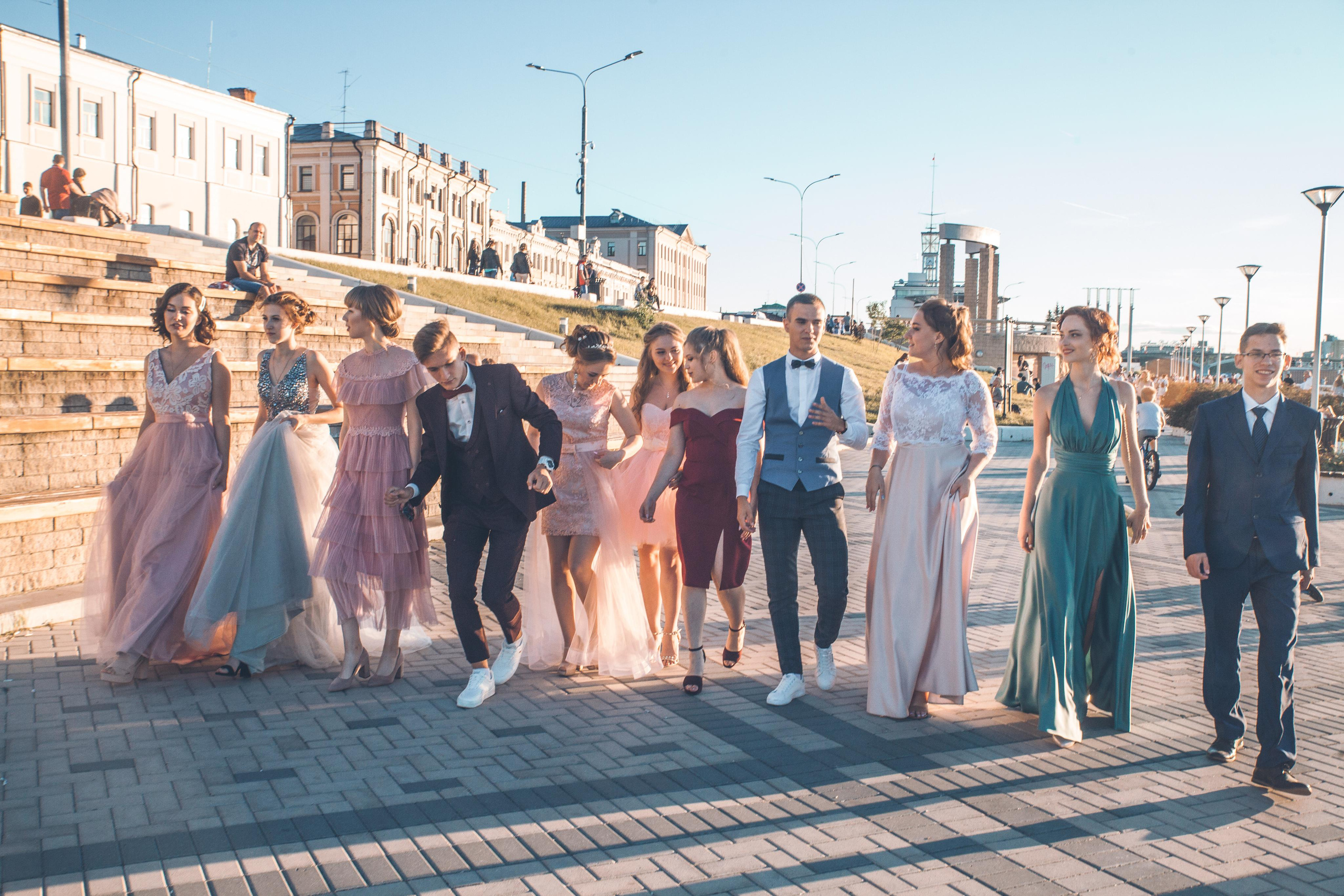 Школьный выпускной. Фотограф на крещение и венчание в Нижнем Новгороде.Свадебный Фотограф