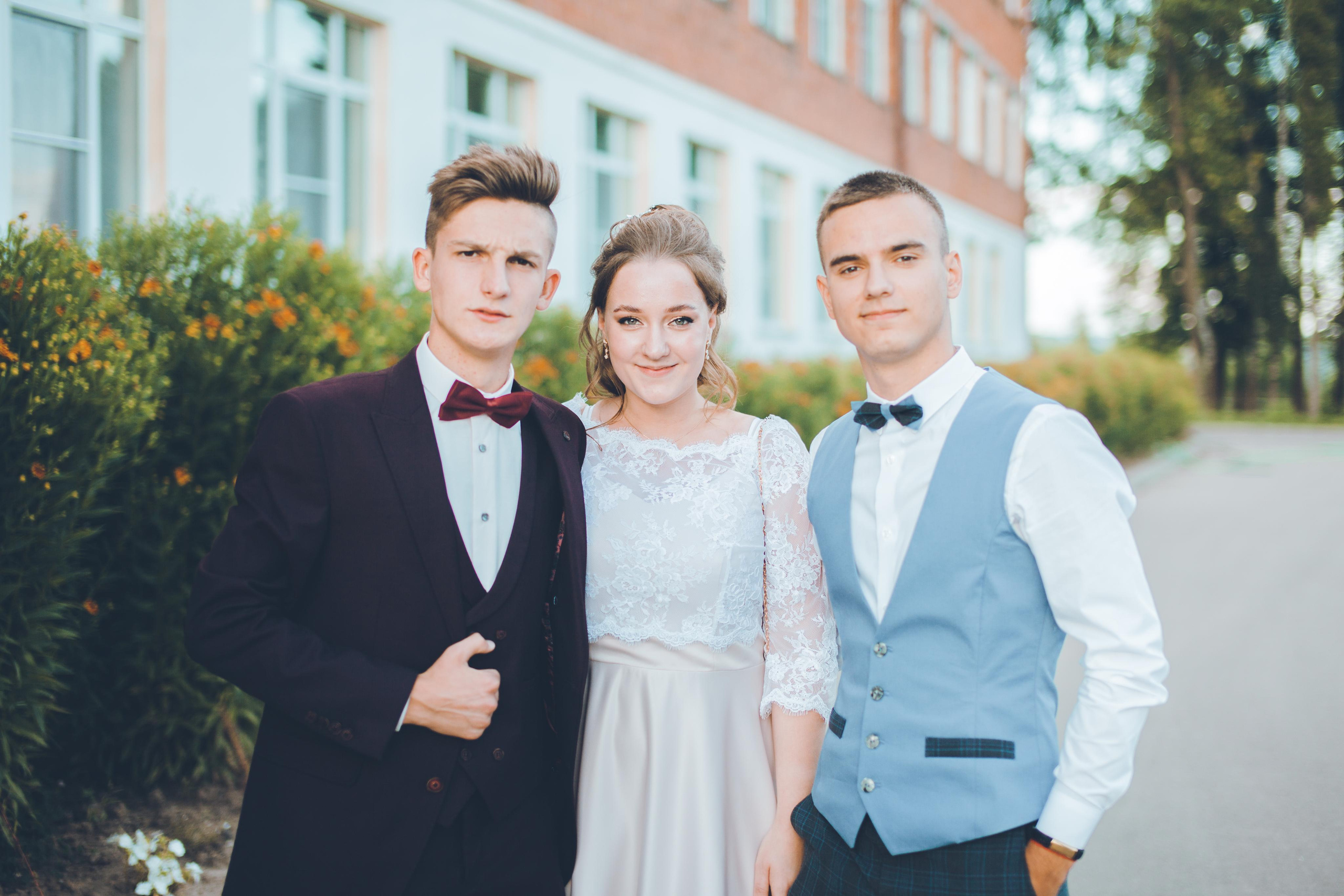 Школьный выпускной. Фотограф на крещение и венчание в Нижнем Новгороде.Свадебный Фотограф