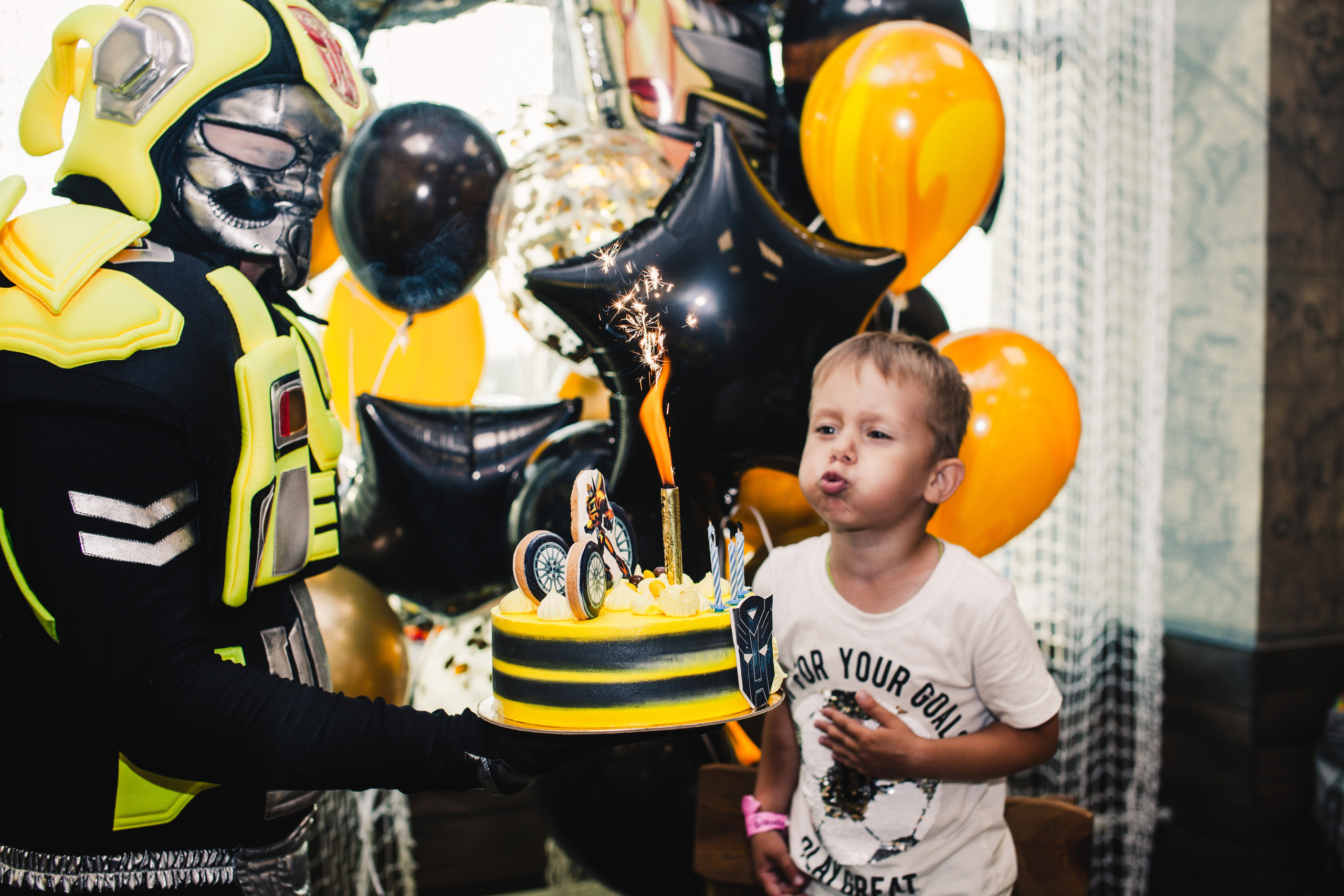 Репортажная сьёмка детей. Фотограф на крещение и венчание в Нижнем Новгороде.Свадебный Фотограф