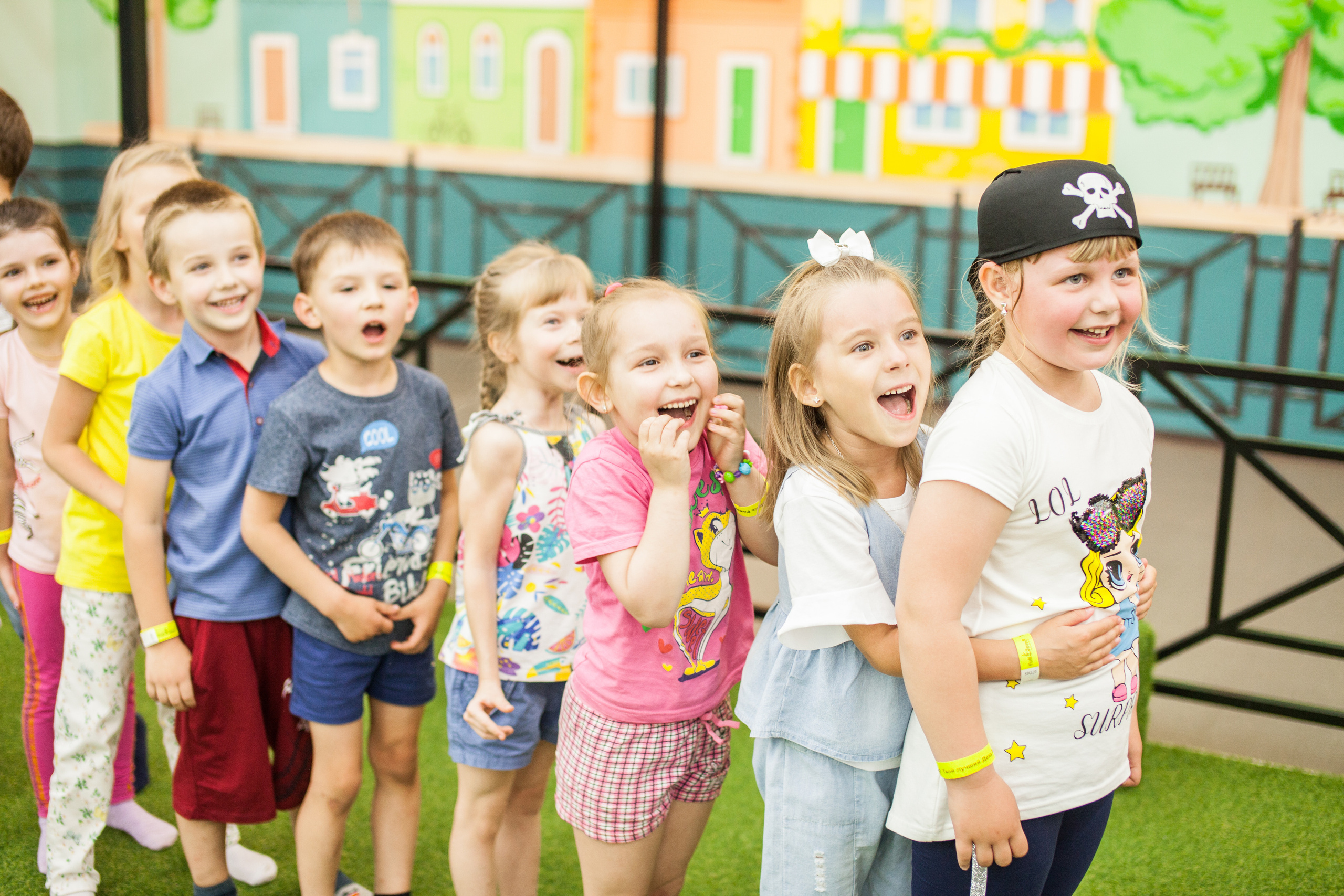 Репортажная сьёмка детей. Фотограф на крещение и венчание в Нижнем Новгороде.Свадебный Фотограф