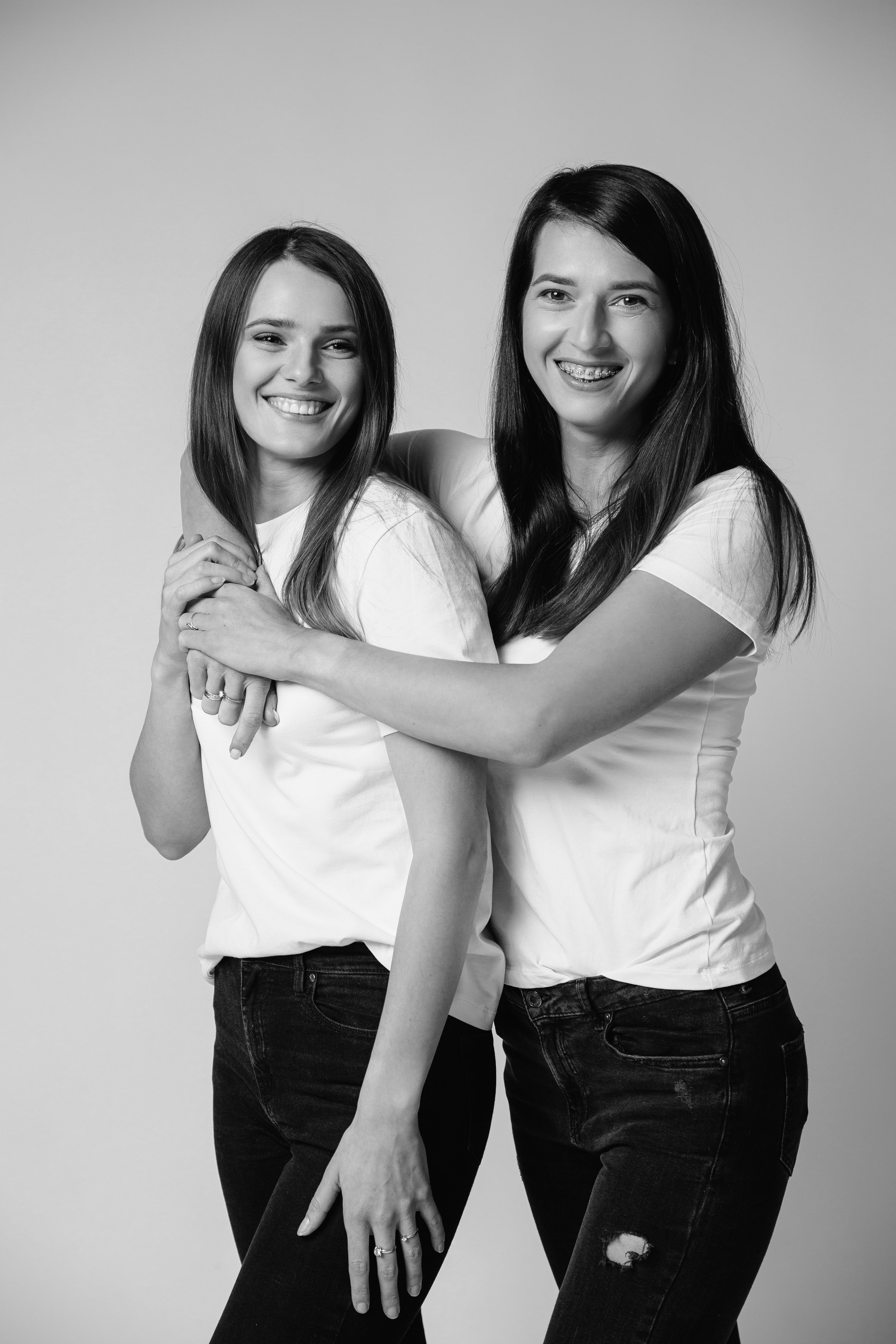 Аня и Маша. Яна Тихонова — фотограф в Полоцке, Витебске и Минске