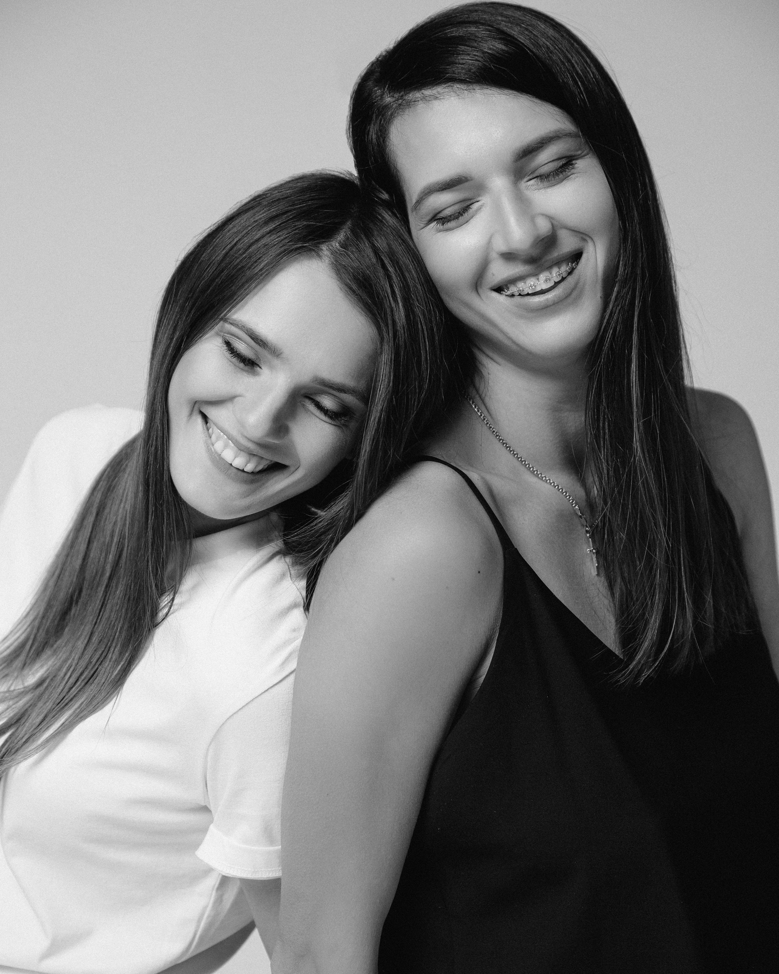 Аня и Маша. Яна Тихонова — фотограф в Полоцке, Витебске и Минске