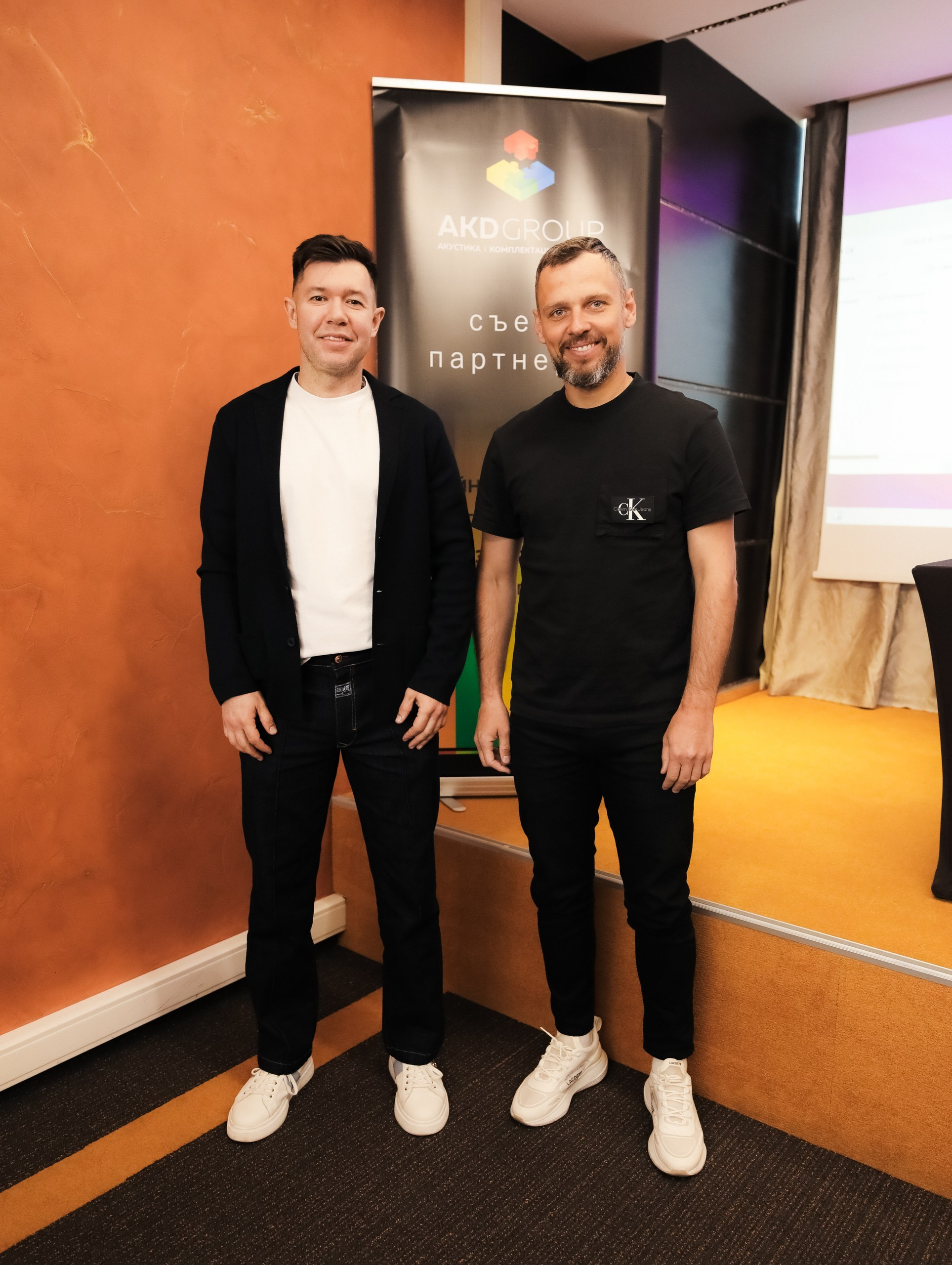 Фотосессия съезда партнеров AKD Group в Новосибирске — Роман Лахмыткин