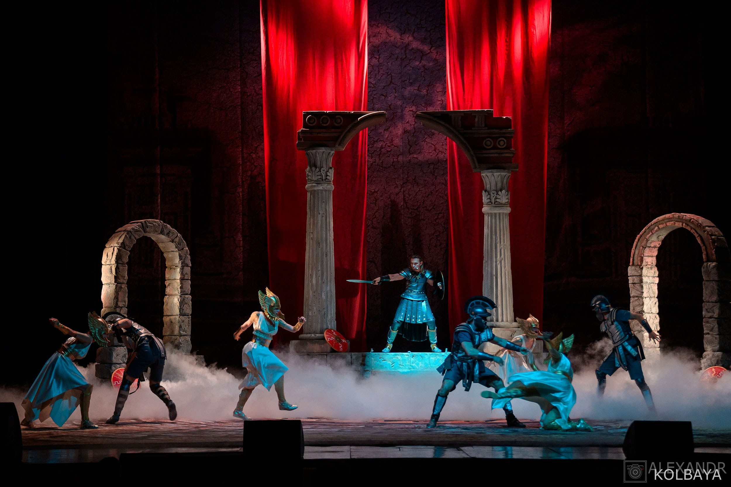 Фоторепортаж со спектакля Гладиатор в Театре Терезы Дуровой. Концертный и театральный репортажный фотограф в Москве Александр Колбая