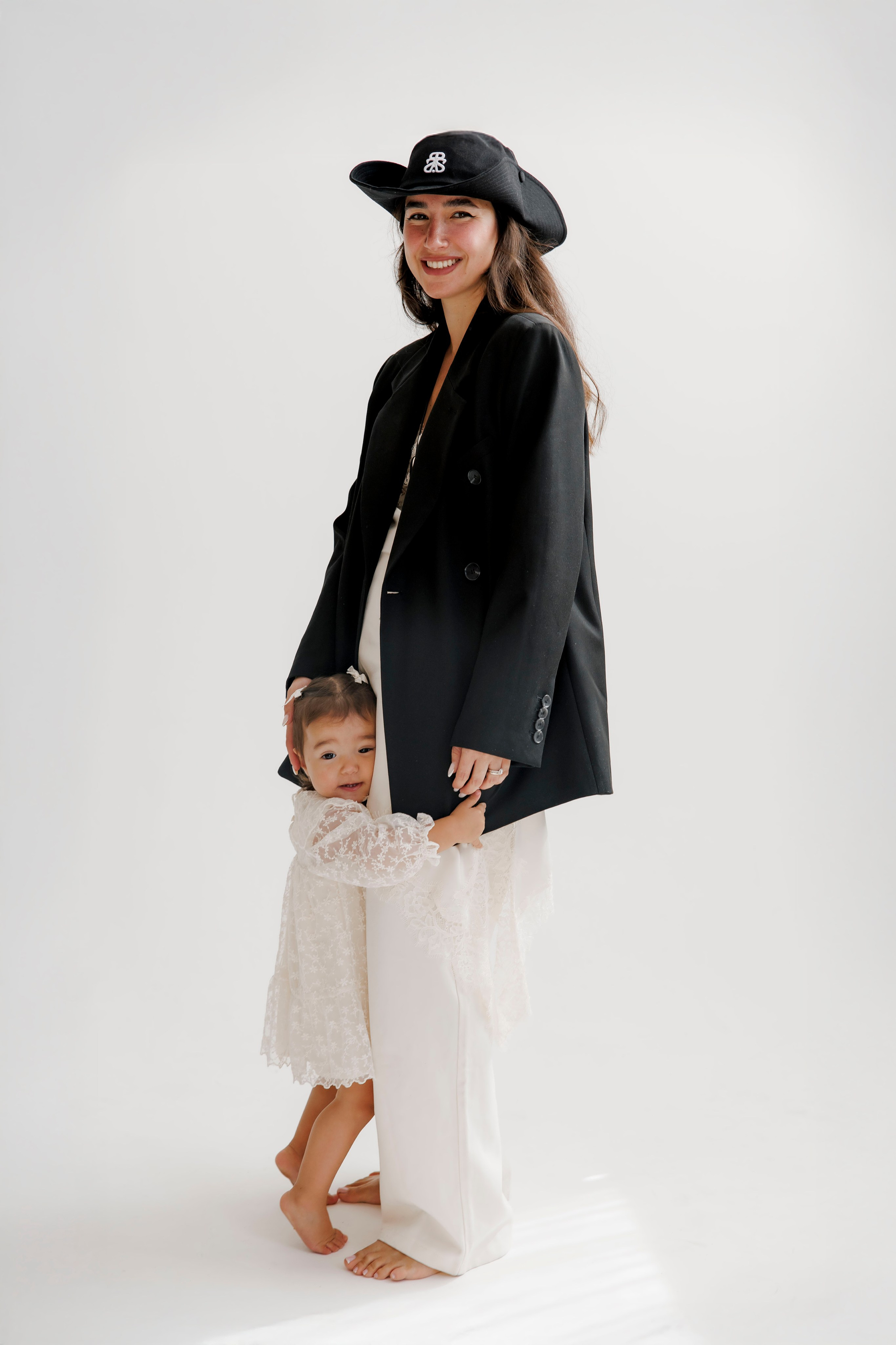 Family photoshoot inside the studio. Wedding and family photographer