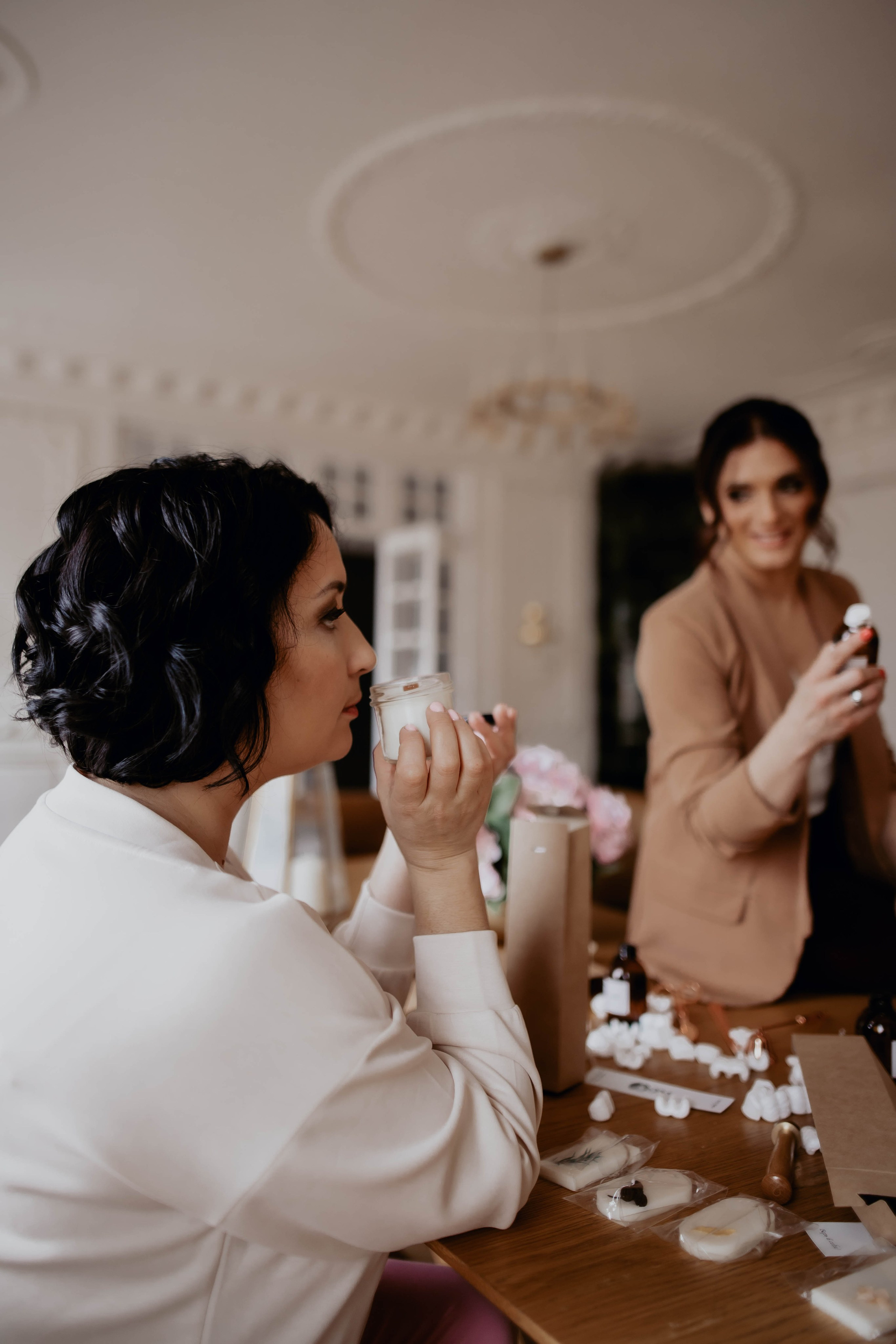 Ирина и Неля: бизнесвумен арома продукции. Фотограф Veronika Potaseva