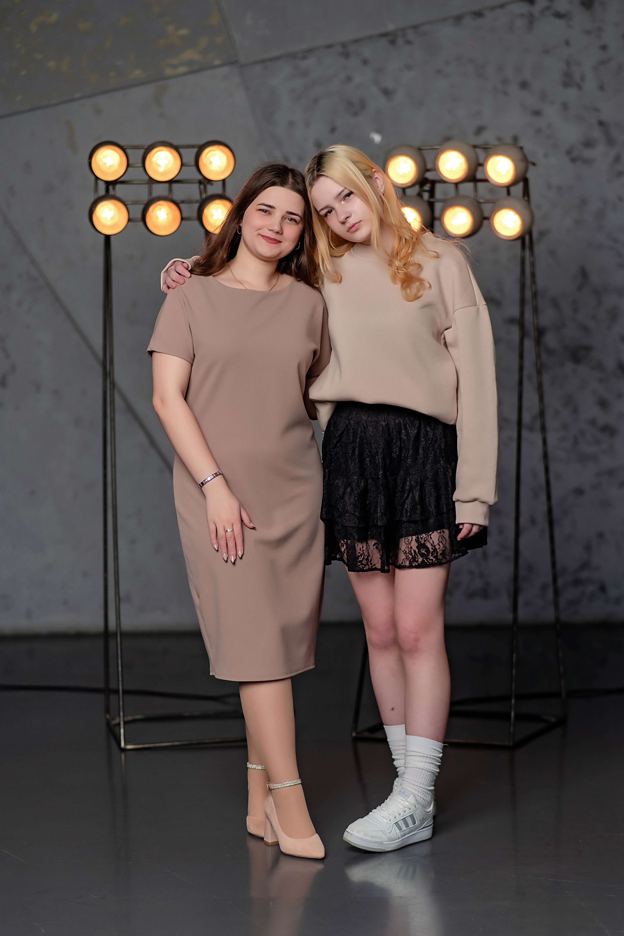 Выпускные (школьные) альбомы (книги) в Ростове-на-Дону. Современные Выпускные Альбомы в Ростове-на-Дону