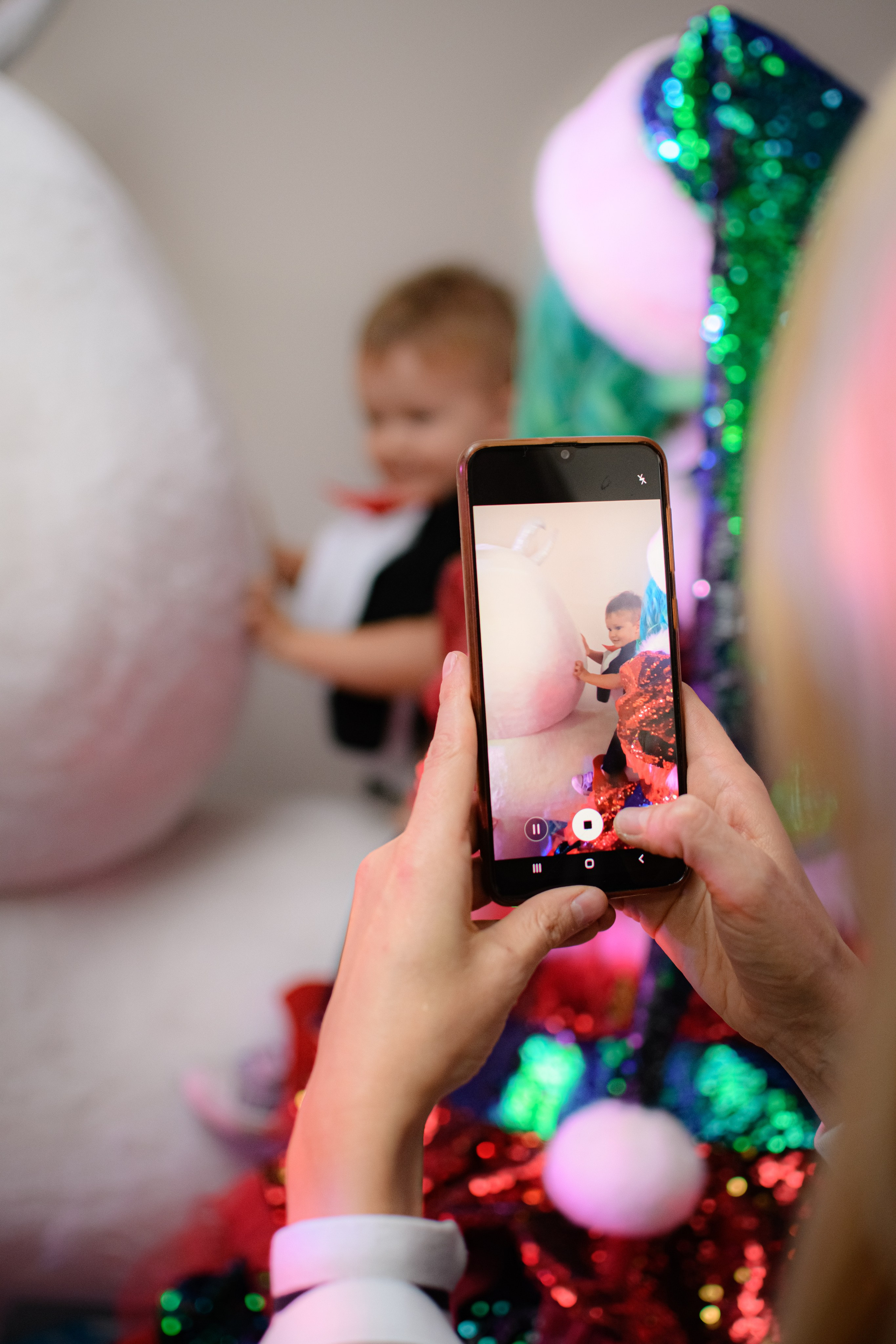 HAPPY NEW YEAR. Photokarish