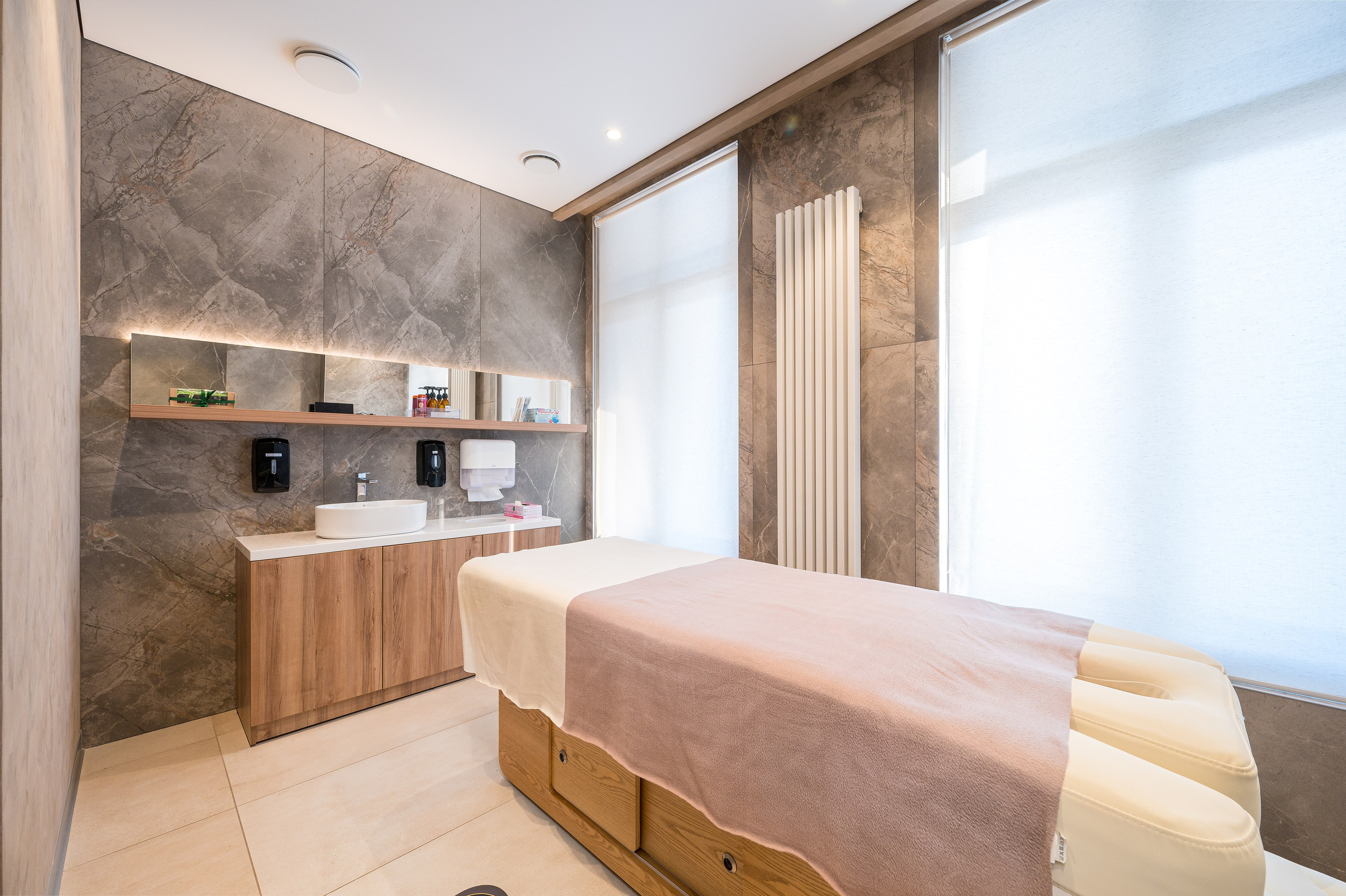 Клиника «Формула счастья». Интерьерный фотограф. Фото- видеосъемка недвижимости Санкт-Петербург