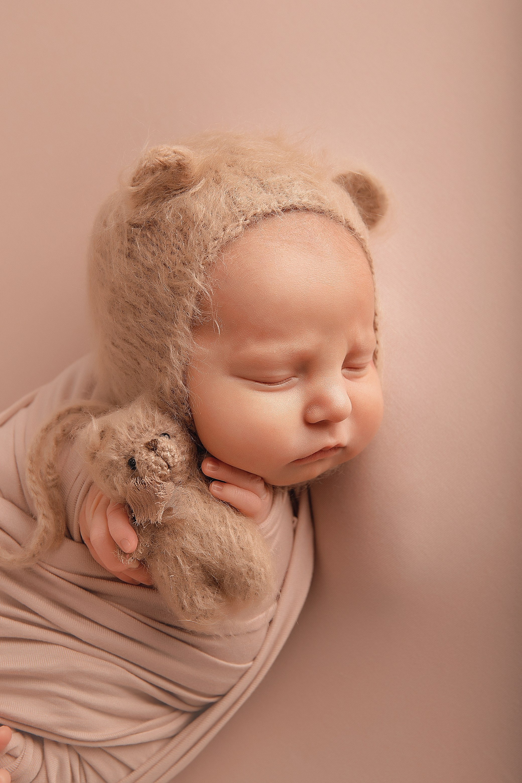 Новорожденные. Юлия Зажитская. Фотограф новорожденных и деток от 3х месяцев в городе Иркутск
