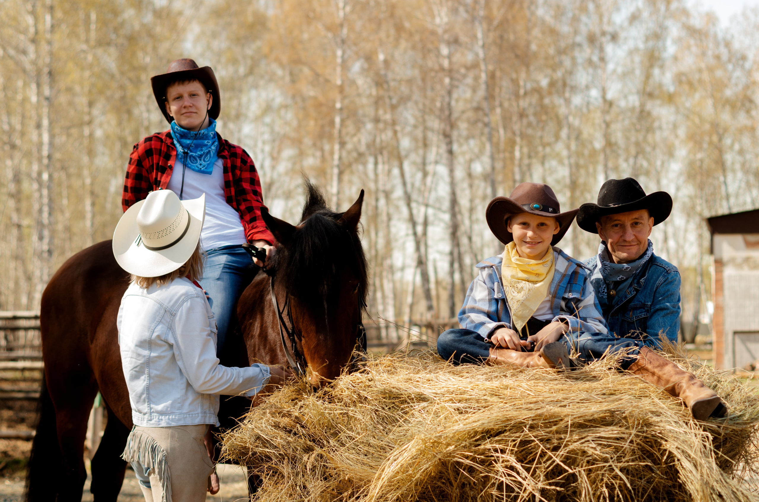 Western. Фотограф Марина Доглядная Челябинск фотосессии с лошадьми, мотоциклами