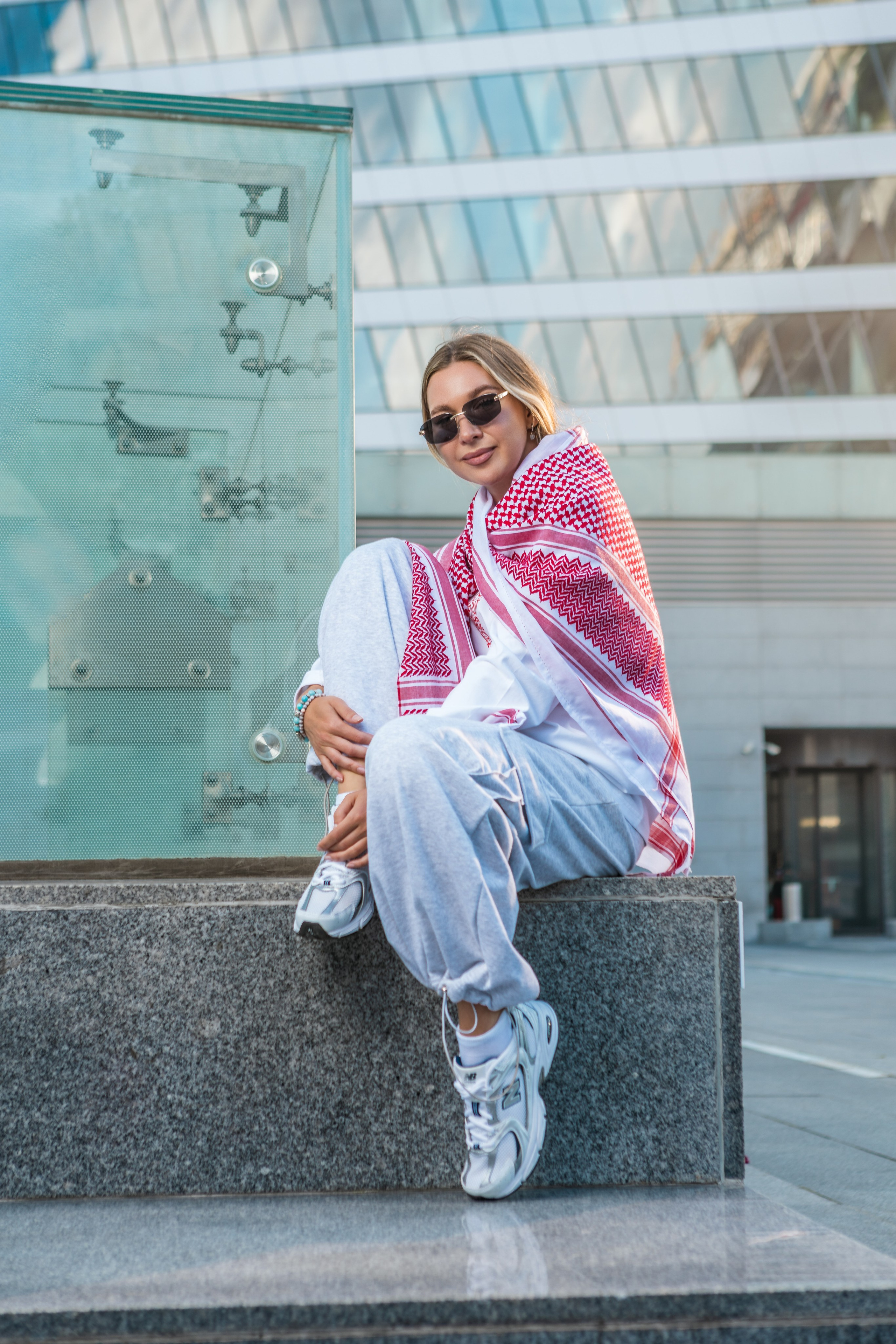 Olive Flstn. Рекламный, предметный, репортажный, семейный фотограф и художник в Москве