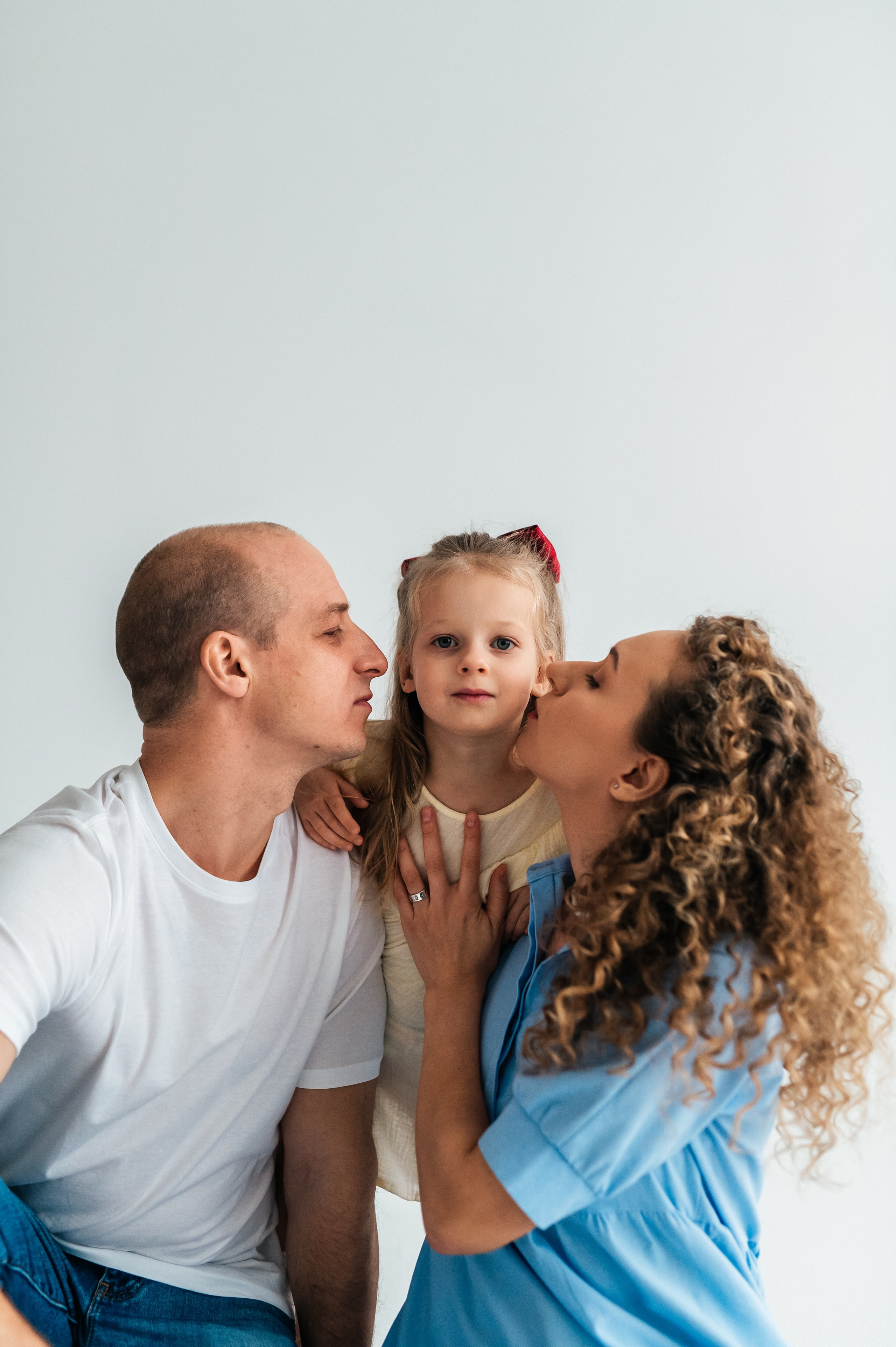 Январская егоза в фотостудии. Семейный фотограф. Lifestyle. Москва. Анастасия Михайлова