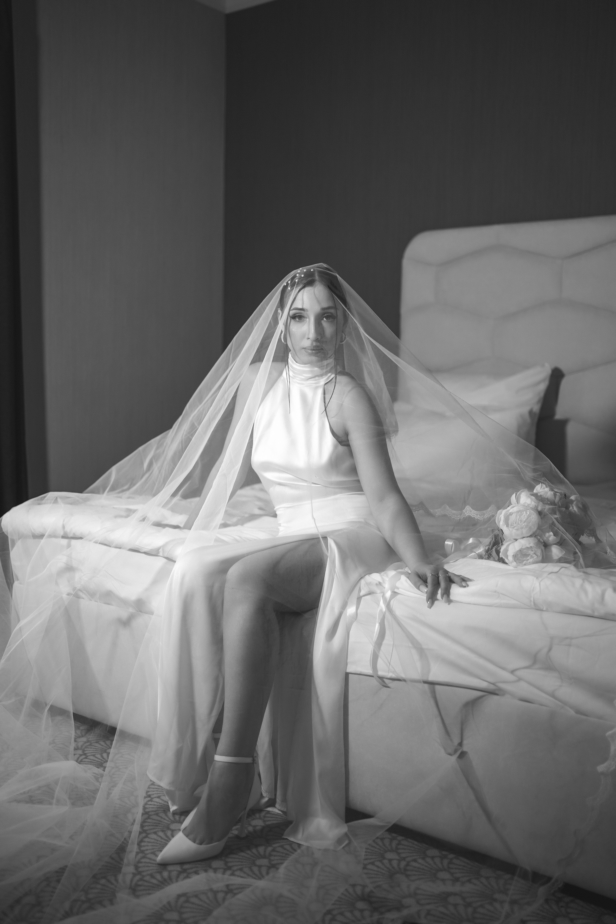 Утро невесты Алины в Графском парке. Свадебный фотограф в Ростове-на-Дону. Таинство Крещения и Венчания, семейные фотосессии. Алёна Чёботова