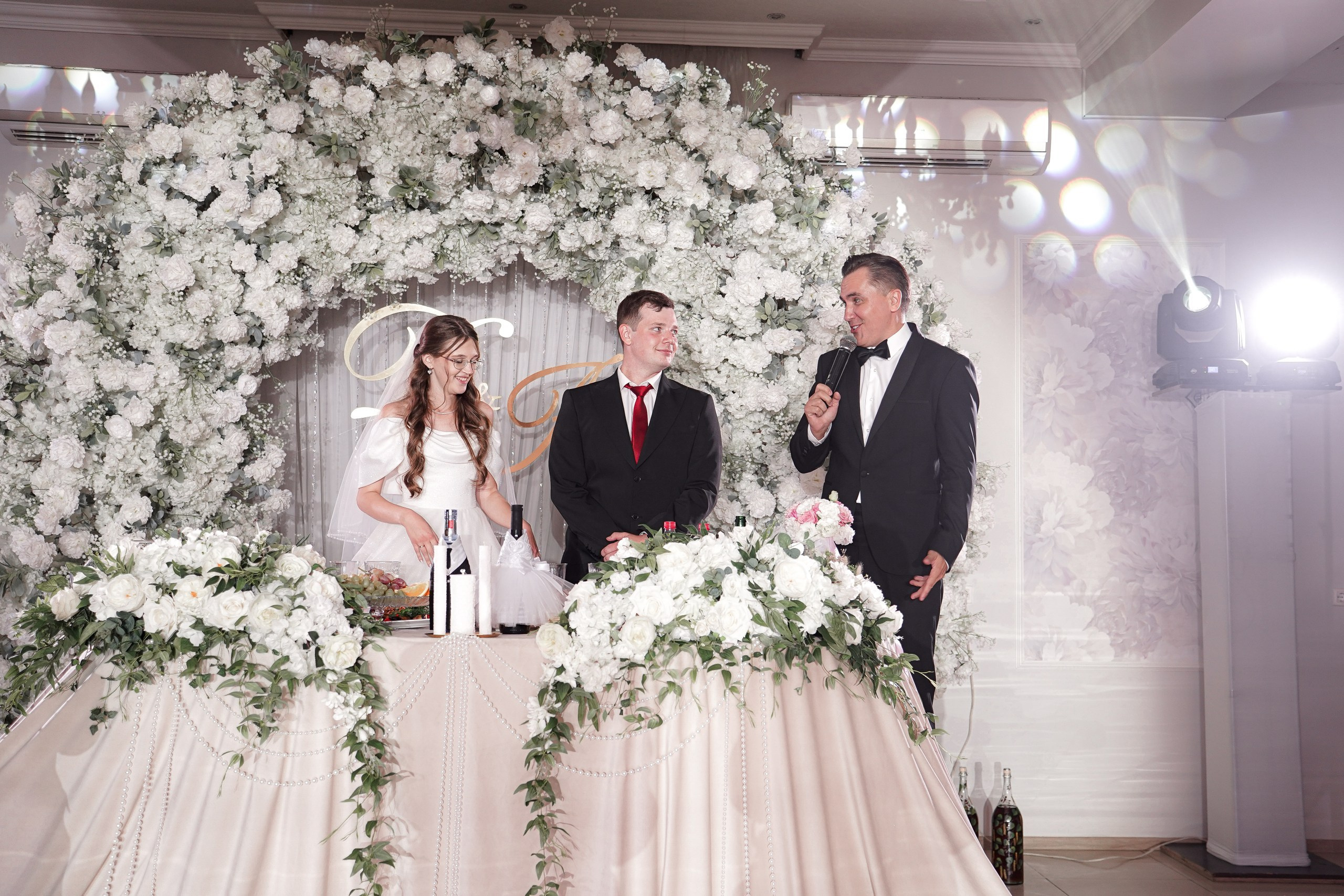 Свадьба «Полный день. Premium». Даниил и Алёна. Фотосессия в Ростове-на-Дону. Свадебный фотограф в Ростове-на-Дону. Таинство Крещения и Венчания, семейные фотосессии. Алёна Чёботова