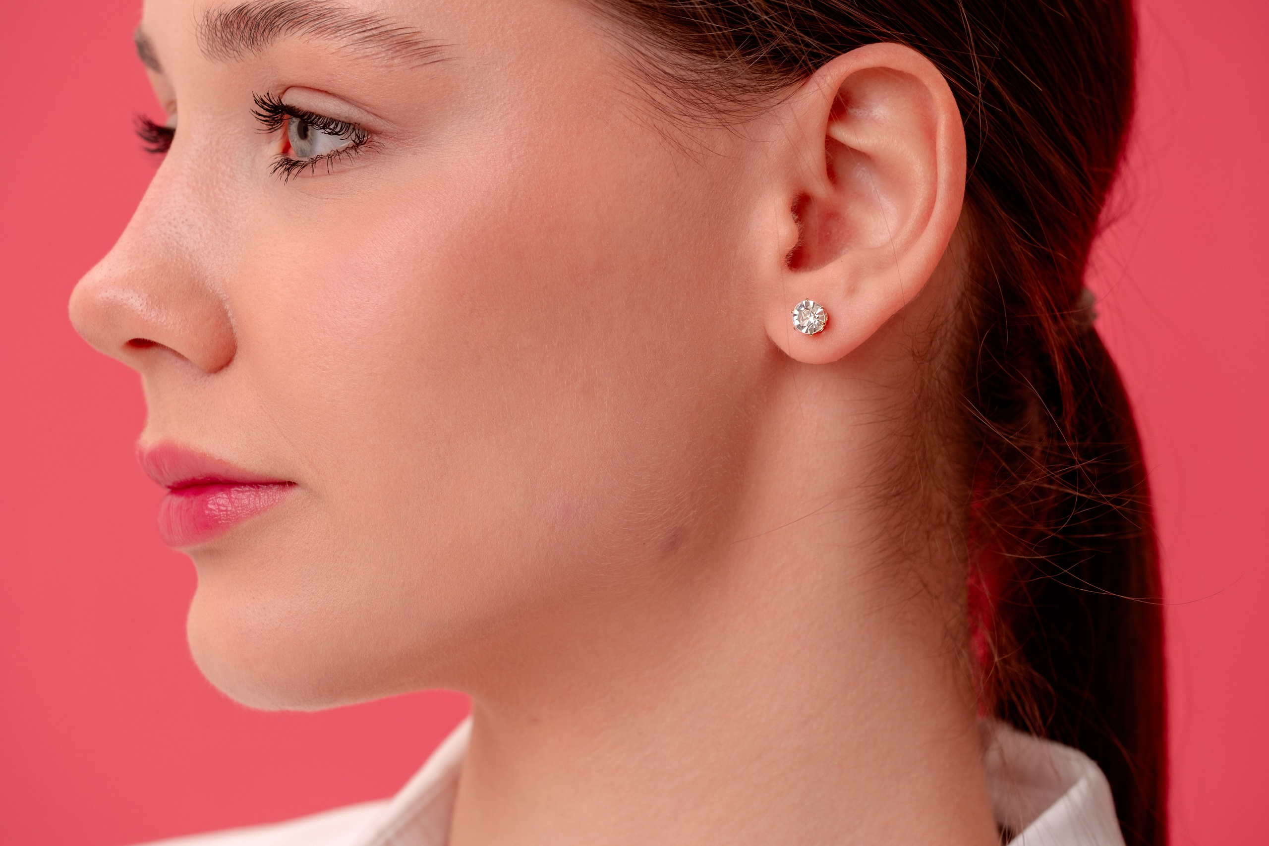 Съемка украшений на озон, вальдберис и ламода в Санкт-Петербурге. Фотосессия для маркетплейсов