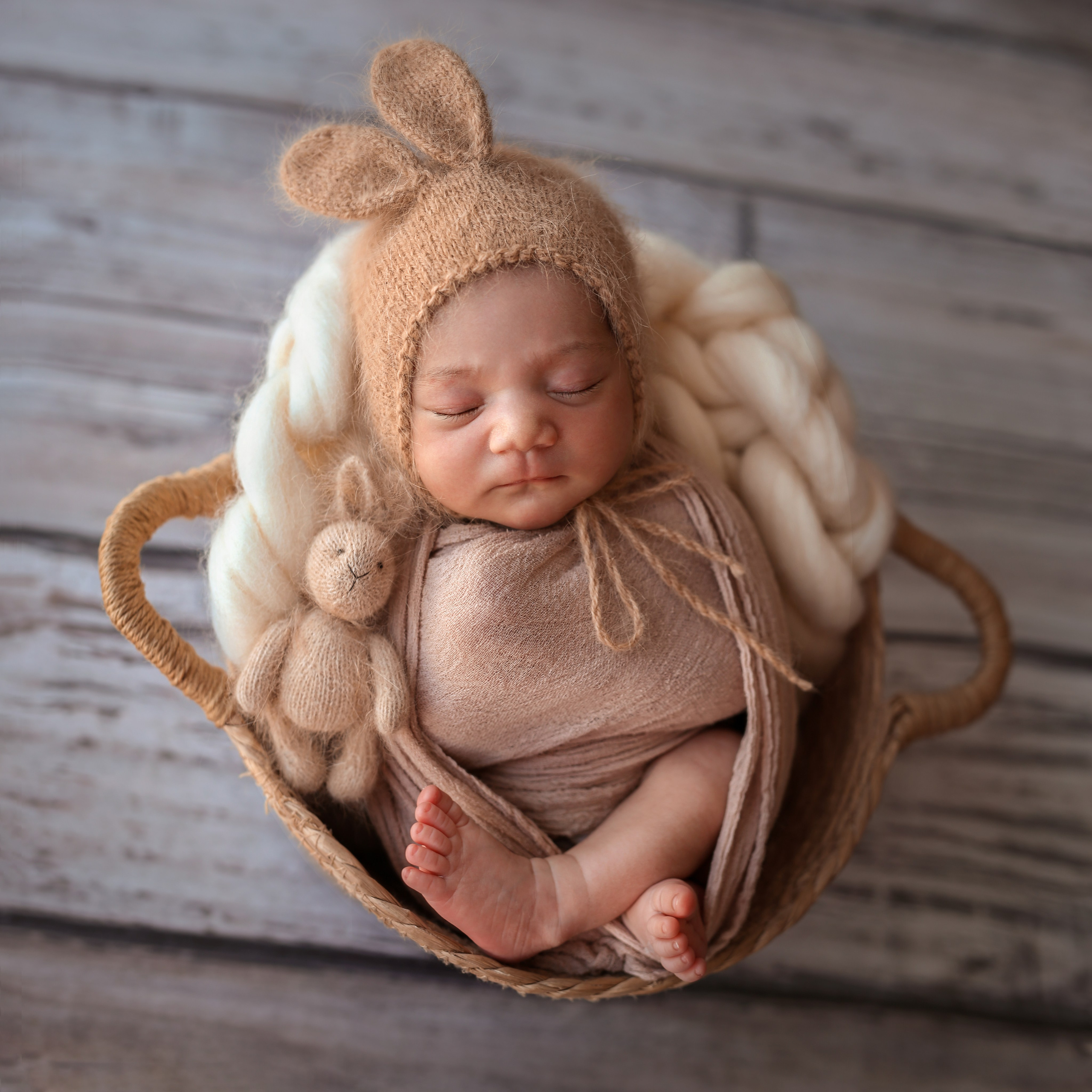 Newborn ДЕВОЧКИ. Фотограф новорожденных в Новосибирске