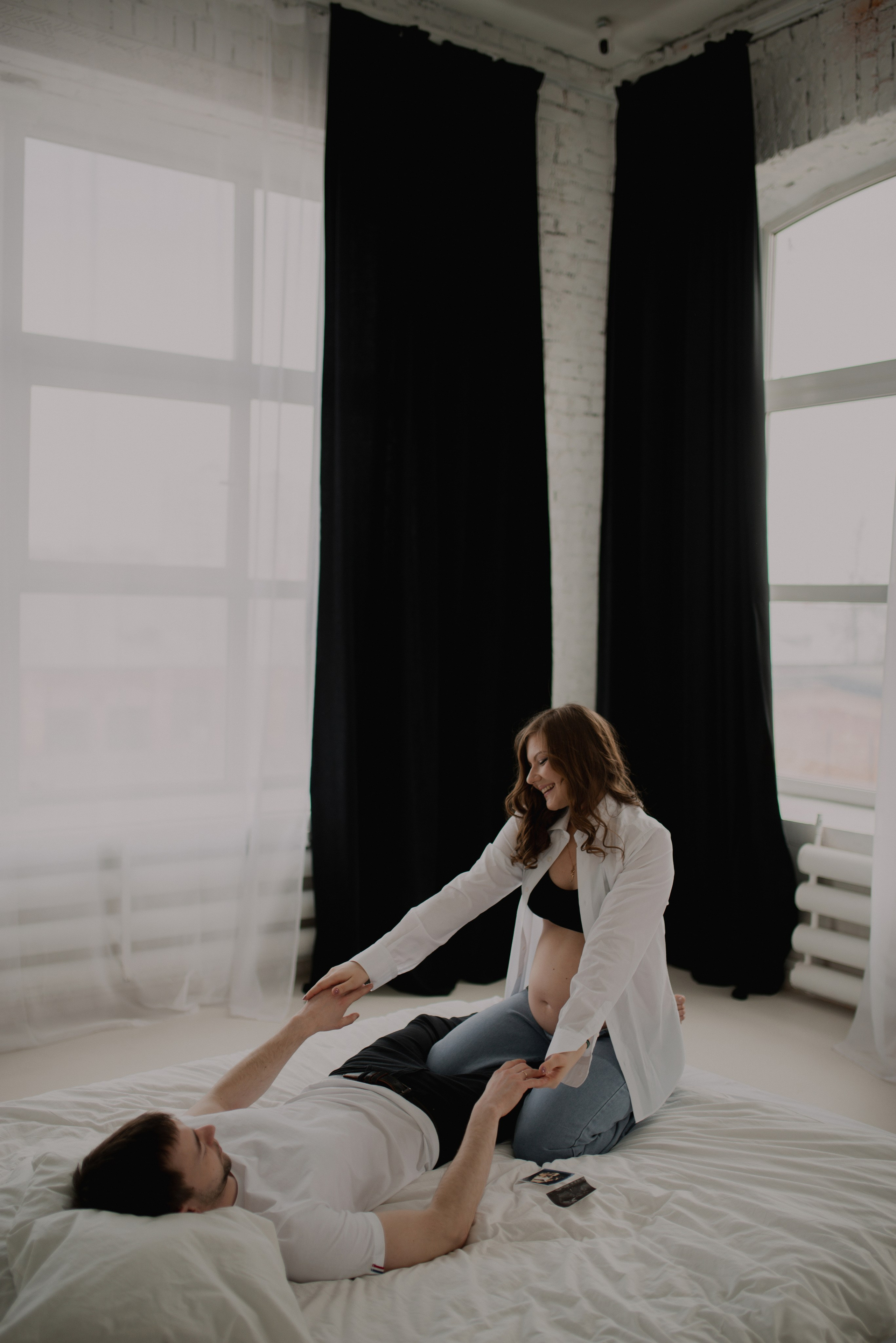 Фотосессия беременности в студии Бутово. Семейная фотосессия Бутово Москва фотограф Алина Морщагина