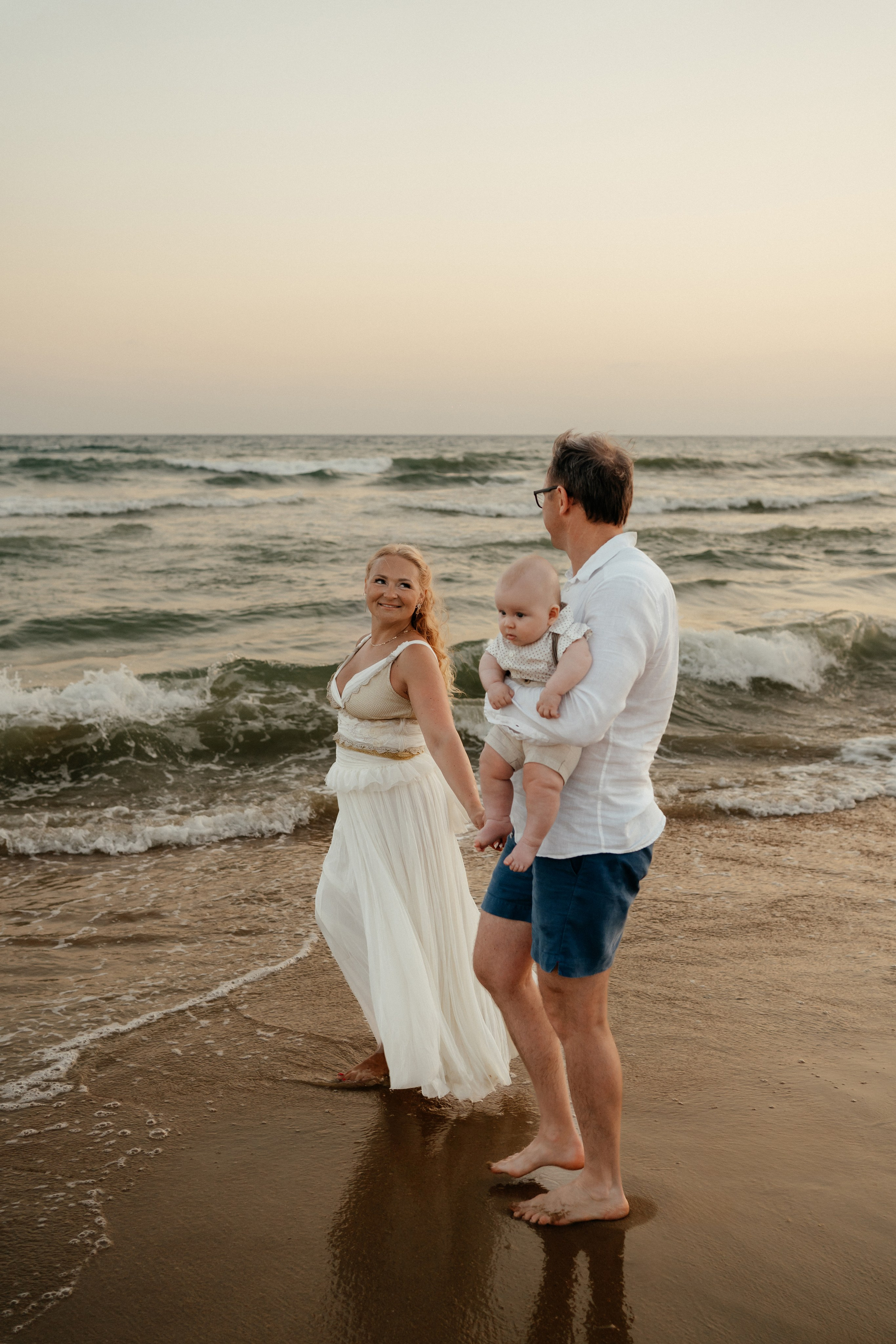 Семейная фотосессия на море в Анапе. Карпенко Марина свадебный и семейный фотограф Анапа, Краснодар, Геленджик, Сочи, Темрюк