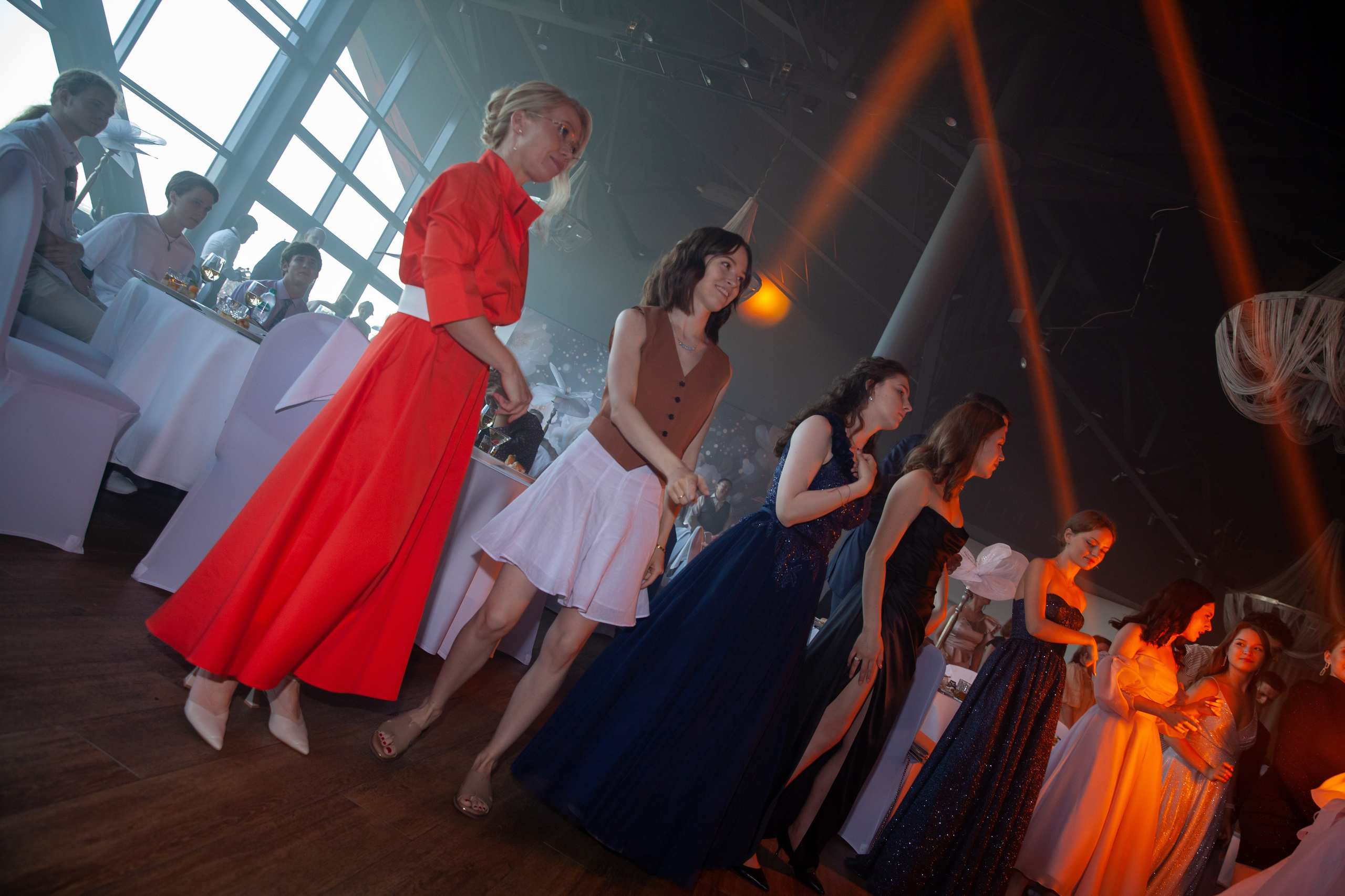 Выпускной вечер в Royal Beach. Портретный фотограф в СПб Ирина Маринина