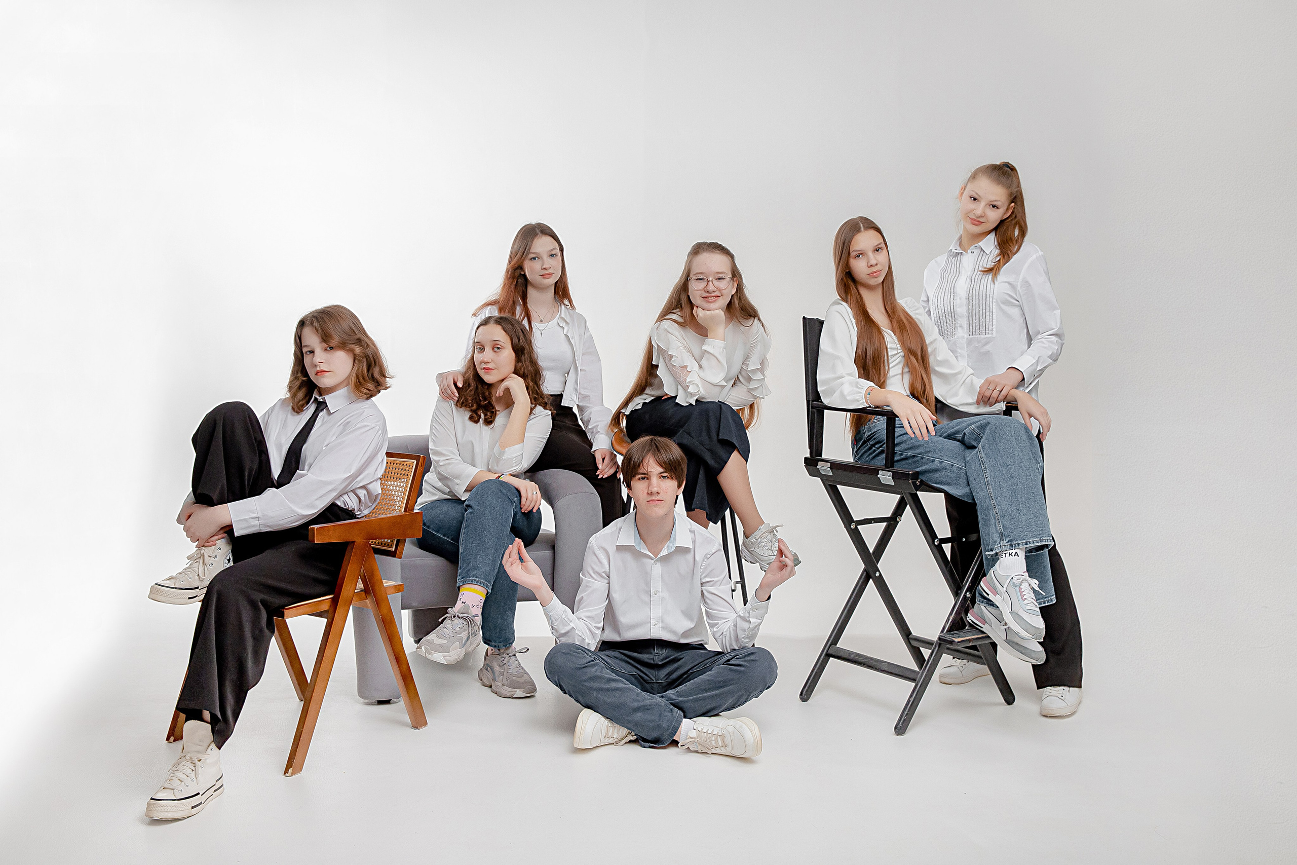 Фотосессия Гимназия 36 Класс 9В. Современные Выпускные Альбомы в Ростове-на-Дону