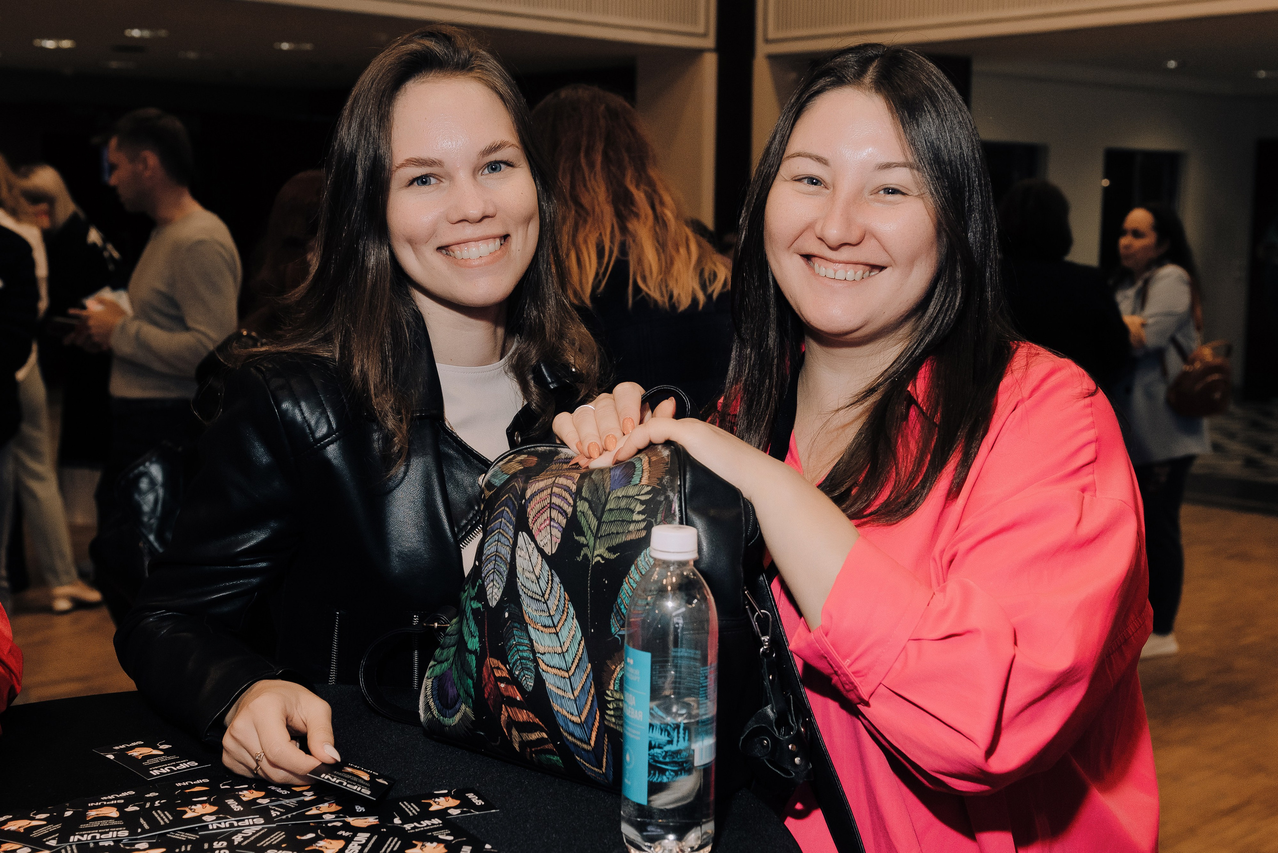 КОНФЕРЕНЦИЯ AMO CRM SIPUNI. Репортажный фотограф Зуев Роман г. Челябинск