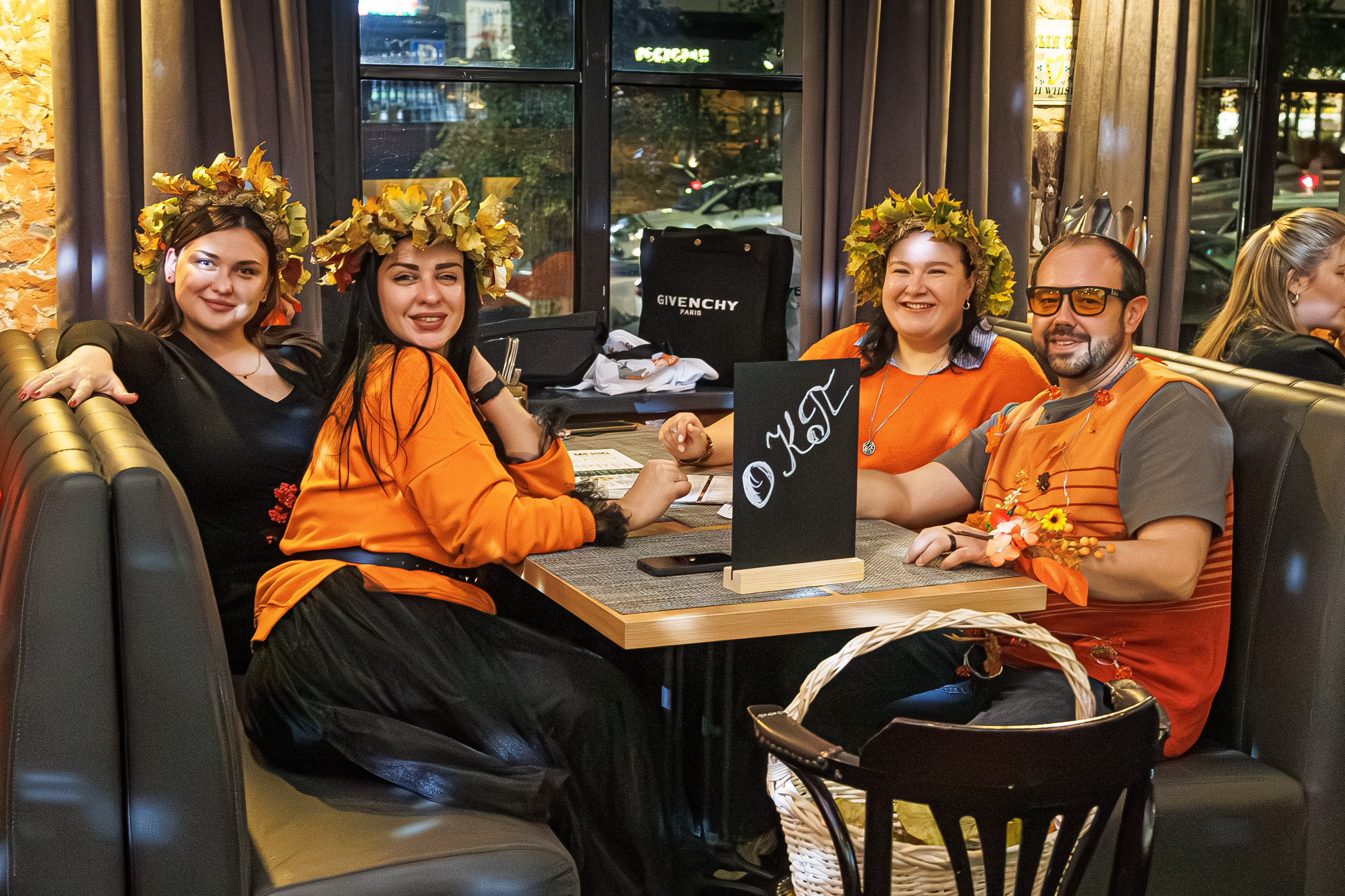 Игра Антиквиз «Оранжевое настроение». Фотограф в Волгограде Норченко Светлана