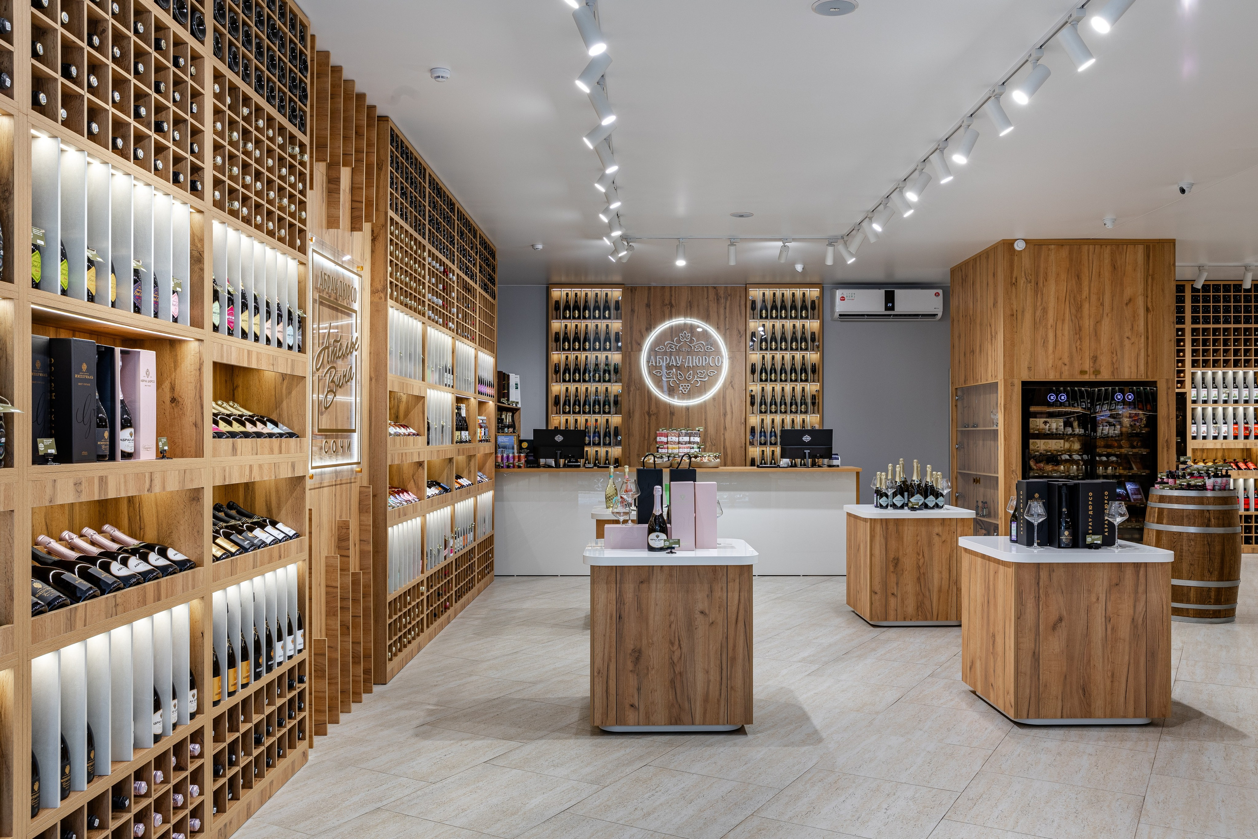 Интерьер ателье вина Абрау-Дюрсо. Интерьерный фотограф Москва