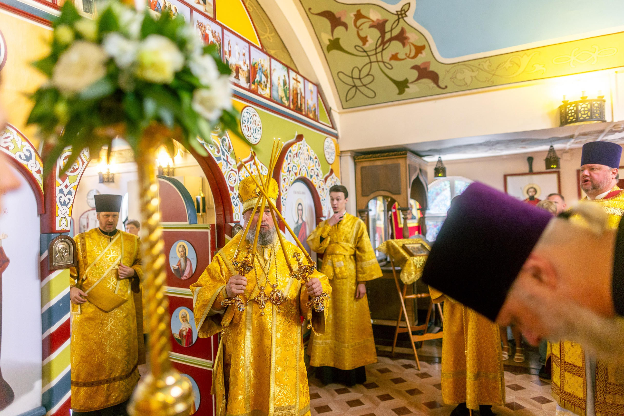 Митрополит Василий. 10 лет Храму Святителя Спиридона Тримифунтского. Фото и видеосъемка любых мероприятий в городе Краснодаре и Краснодарском крае. Щеколдин Антон