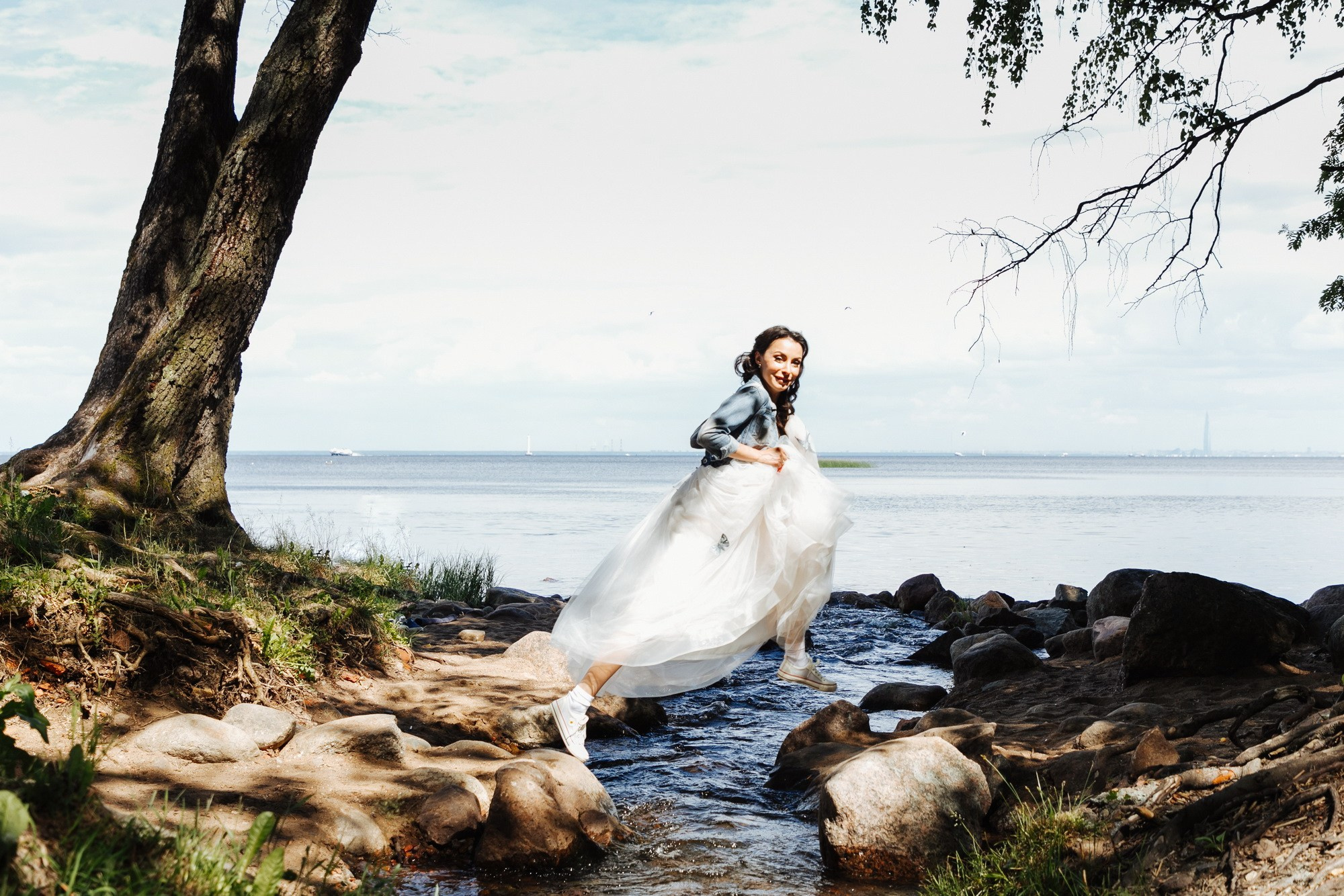 где провести свадьбу в спб, петергофе, свадебный костюм для жениха магазины, свадебный салон в спб найти, торт для свадьбы заказать, найти фотографа на свадьбу, праздник