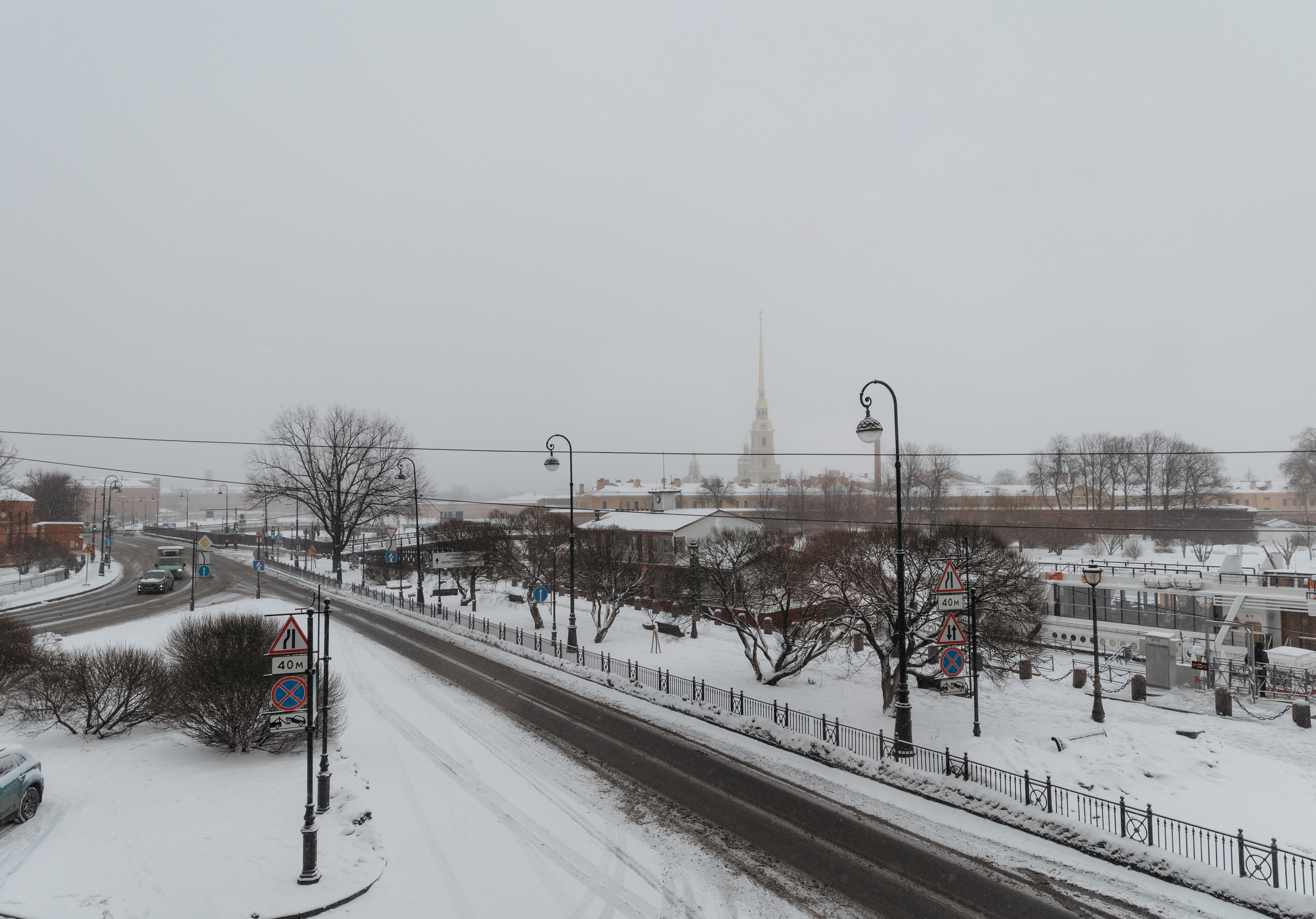 Зимняя свадебная фотосессия в Петербурге