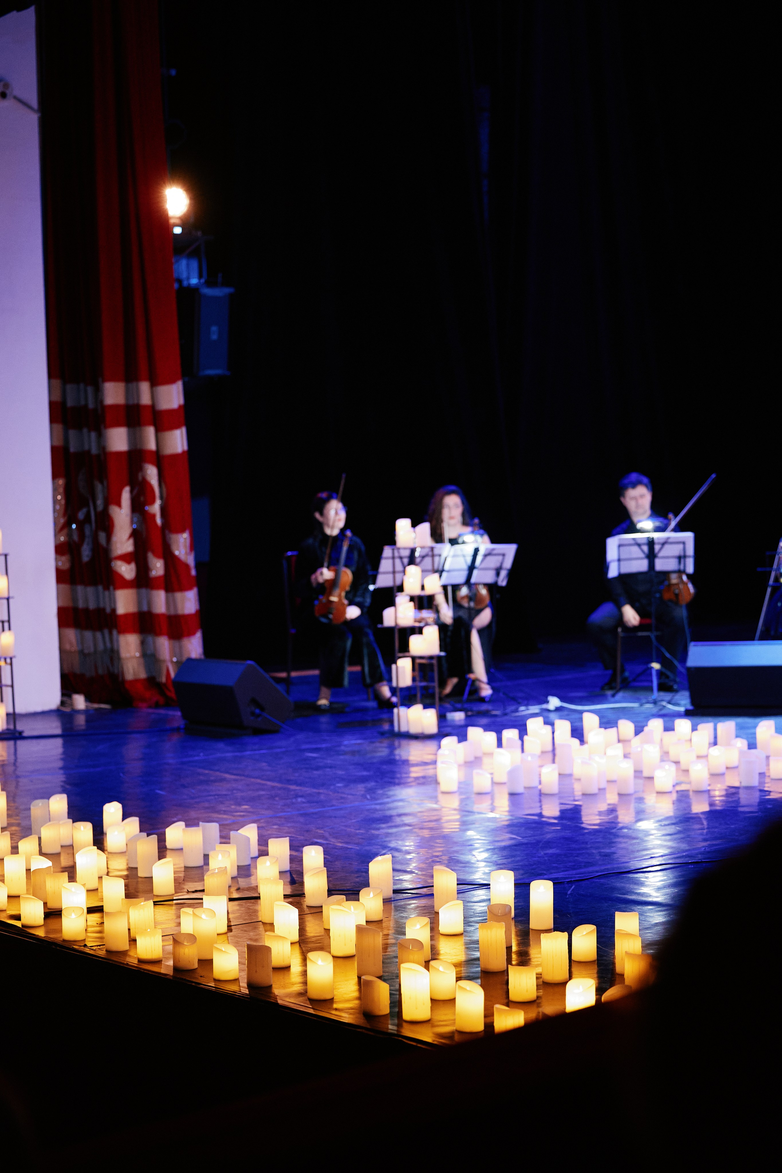 Шедевры мировой неоклассики при свечах. The Best 26.02. Свадебный репортажный фотограф краснодар максим дремов дрёмов фотосессия студия цена