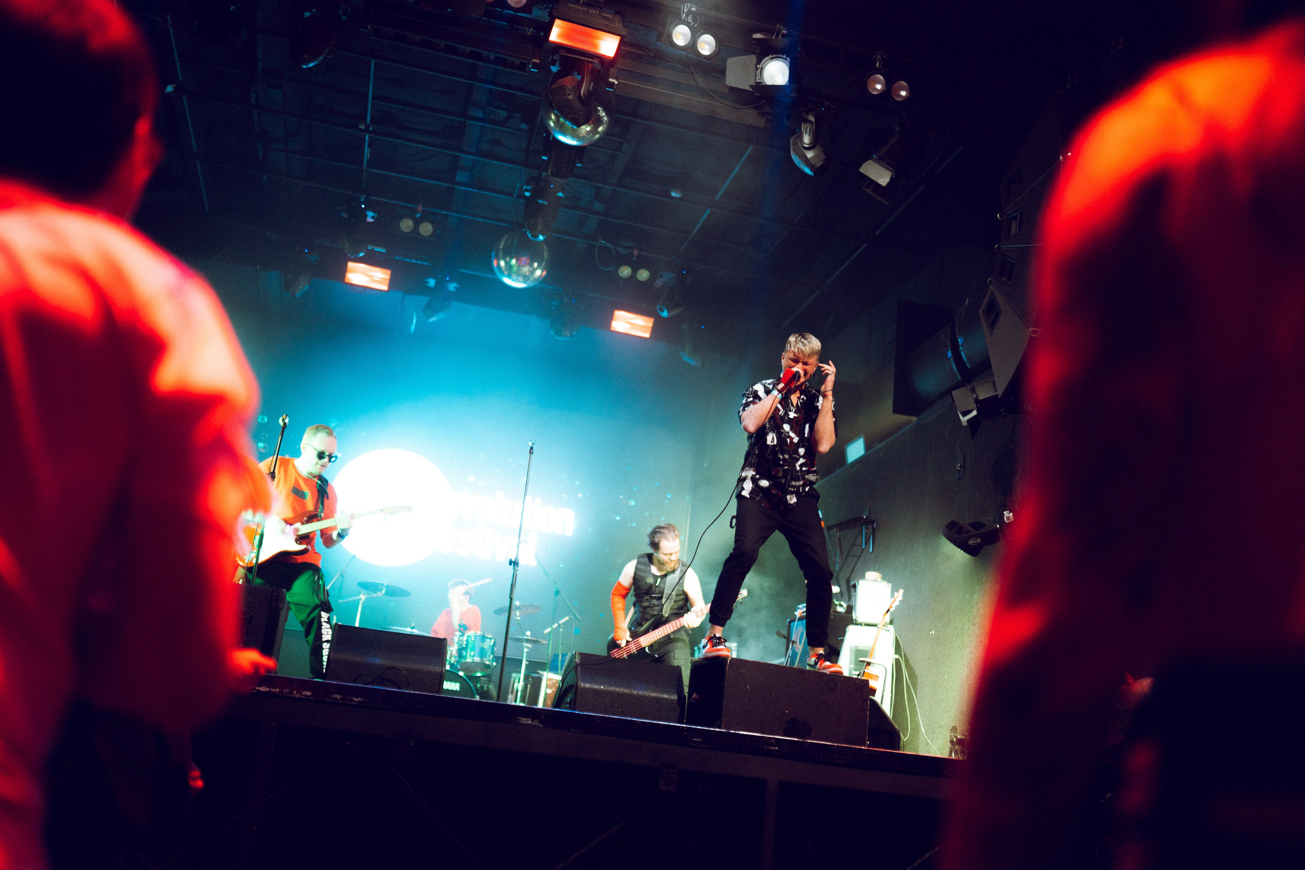 «Под небом» (Клуб Pravda) 25.05.2024. Максим Яковлев — фотограф в Москве