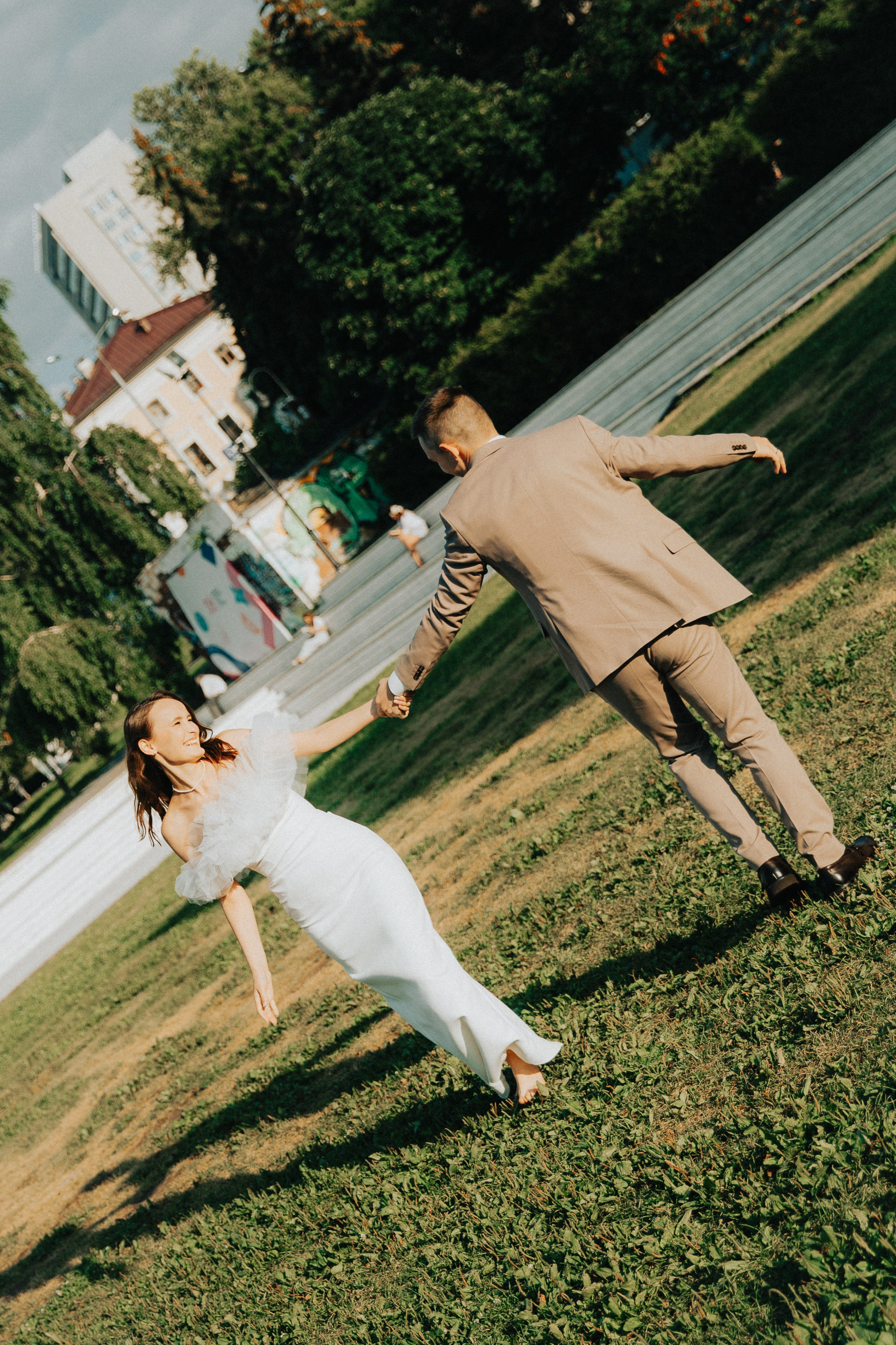 Свадебная прогулка Андрея и Анастасии. Портретный фотограф в Казани Алёна Евсеева