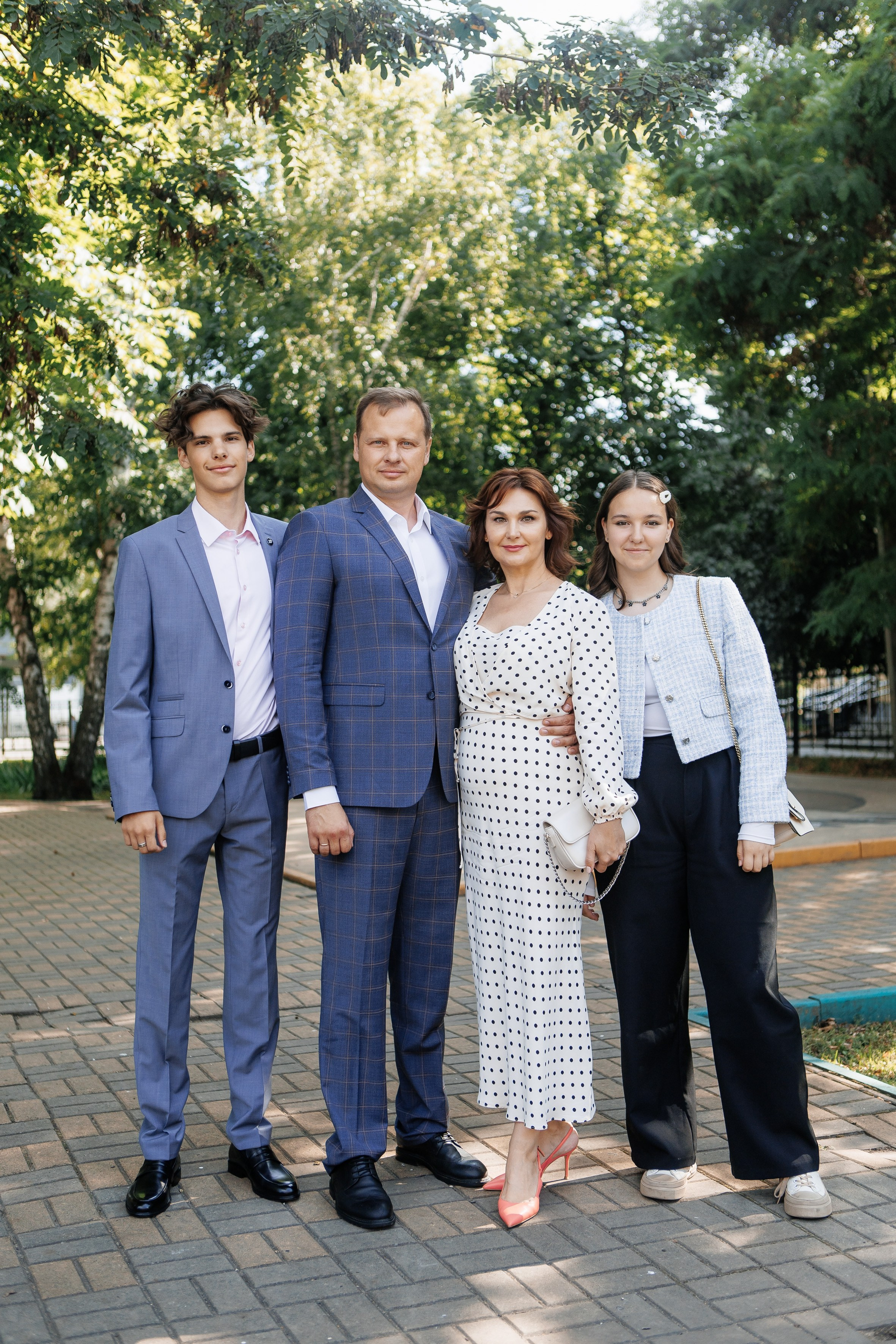 Выпускной Гимназия 12 2024 г. Свадебный и портретный Фотограф в Липецке Дмитрий Котюков